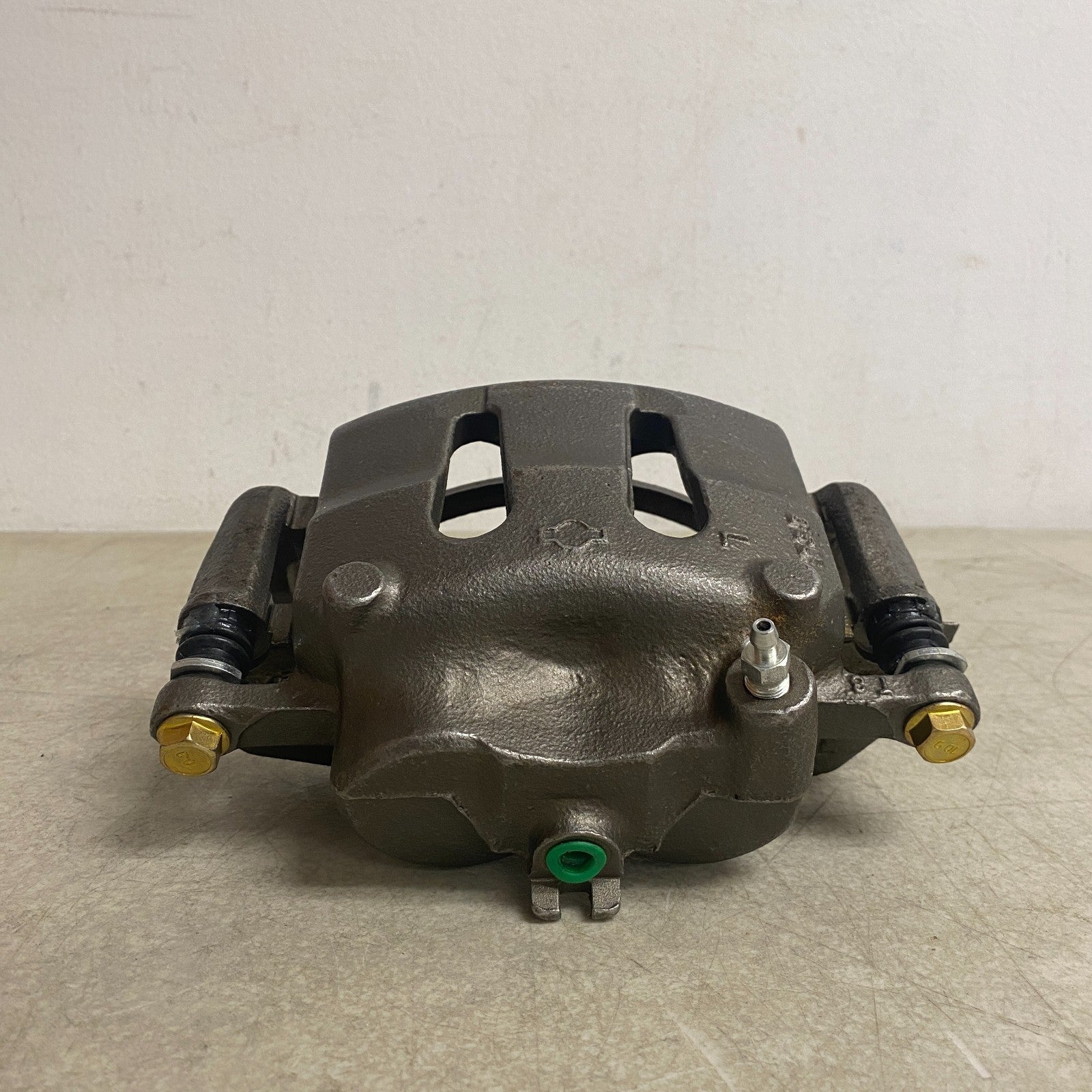 PERFECT STOP 89-00608B Remanufactured Front Brake Caliper w/Bracket & Hardware