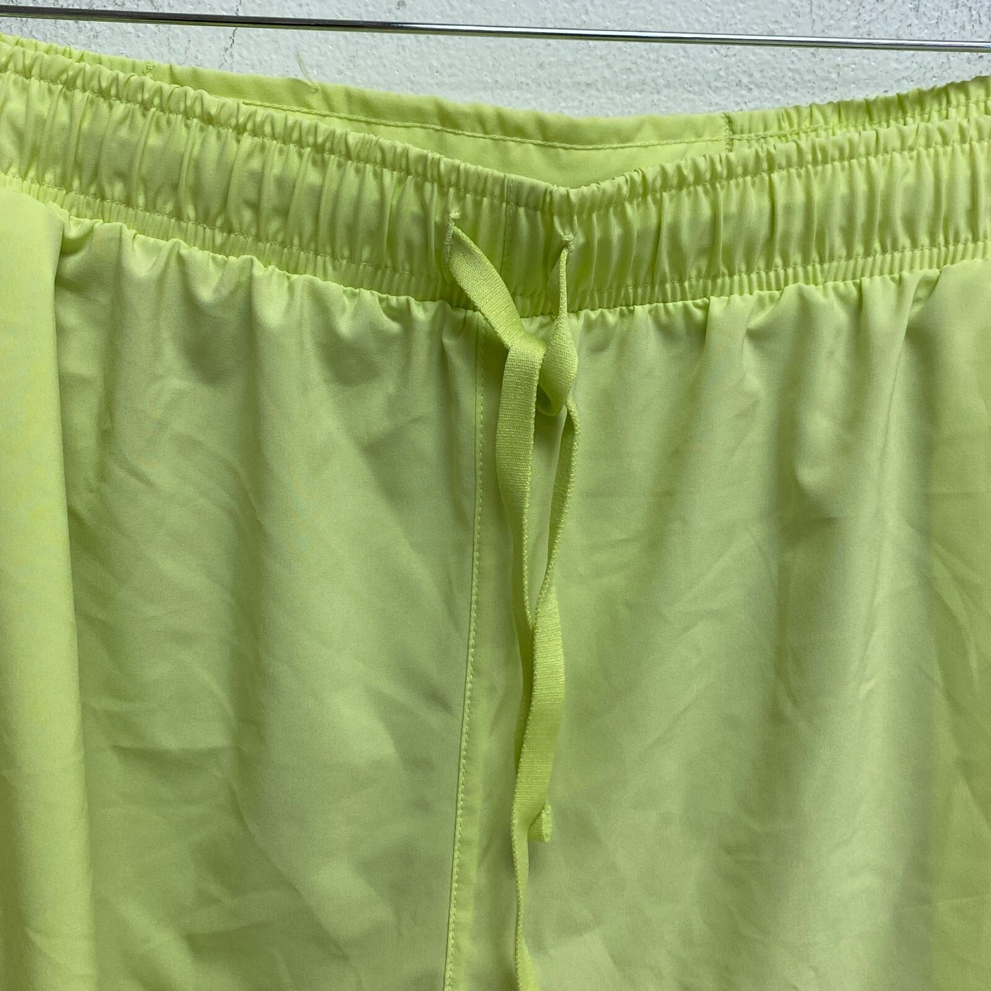 DSG Men's 7" 2-in-1 Stride Run Shorts Fresh Lime/Light Charcoal DAM12208HL