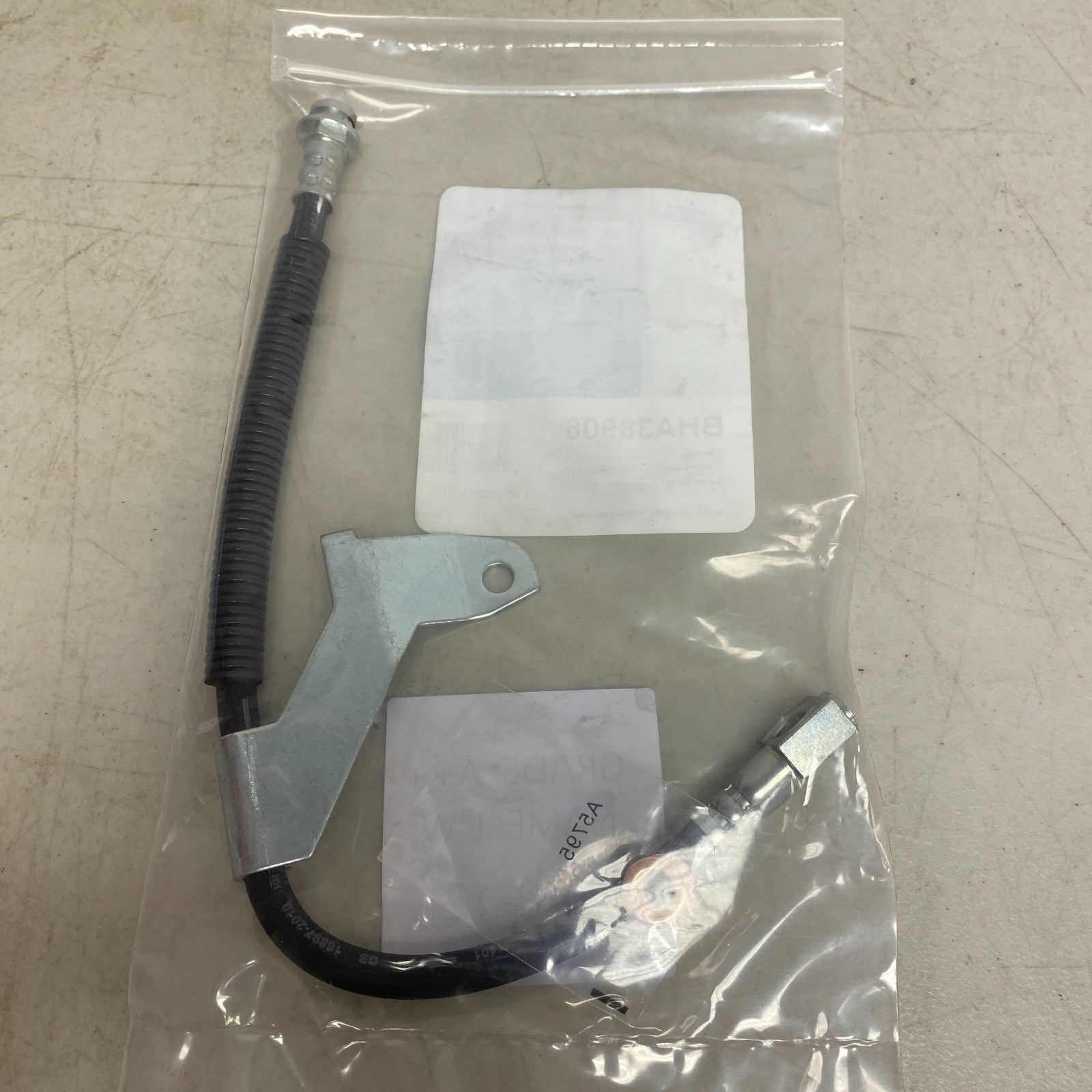 Carquest Wearever Brake Hose Right Side w/ Banjo & Copper Washers BHA38906