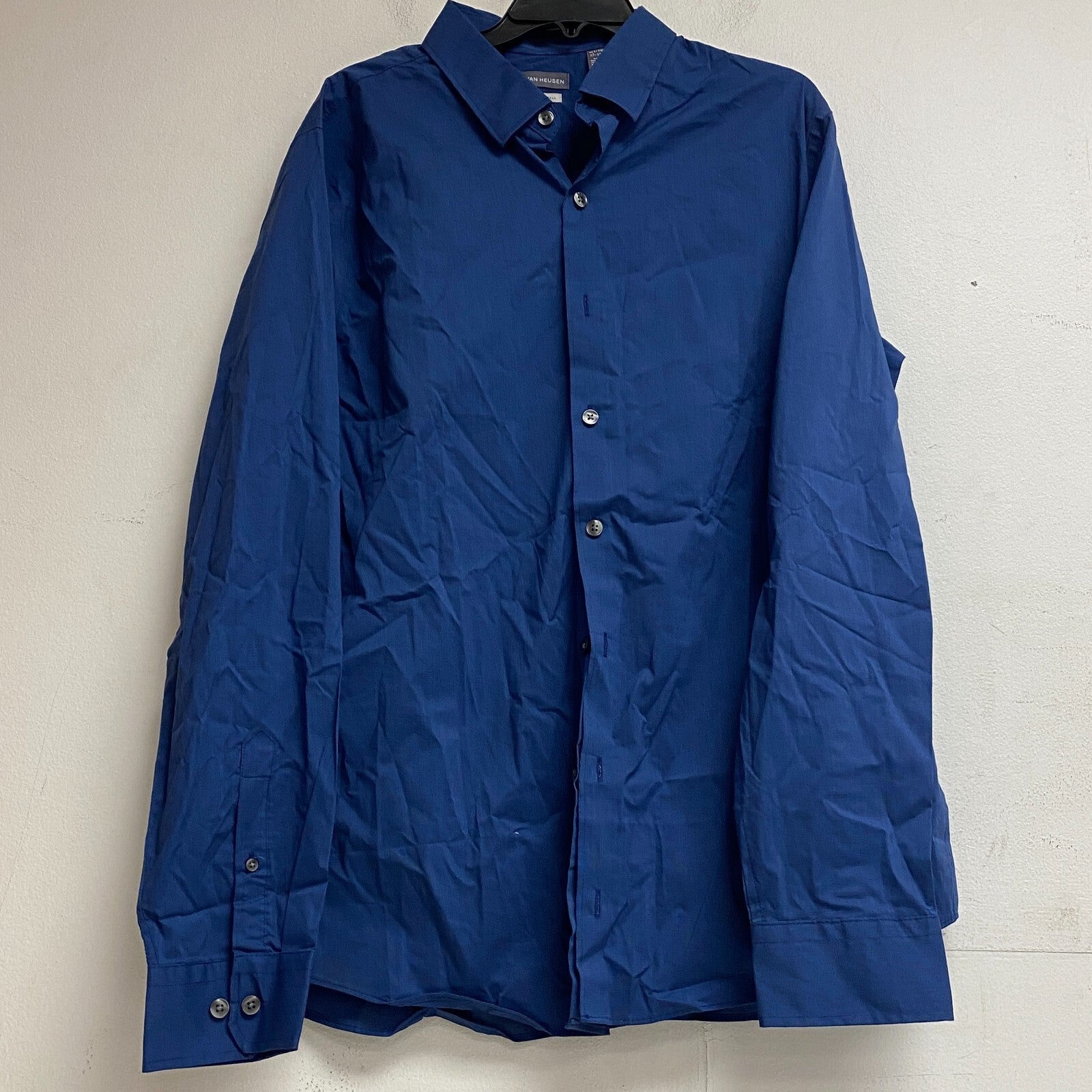 Van Heusen Big And Tall Long Sleeve Button Up Collared Shirt Size XLT Color Blue