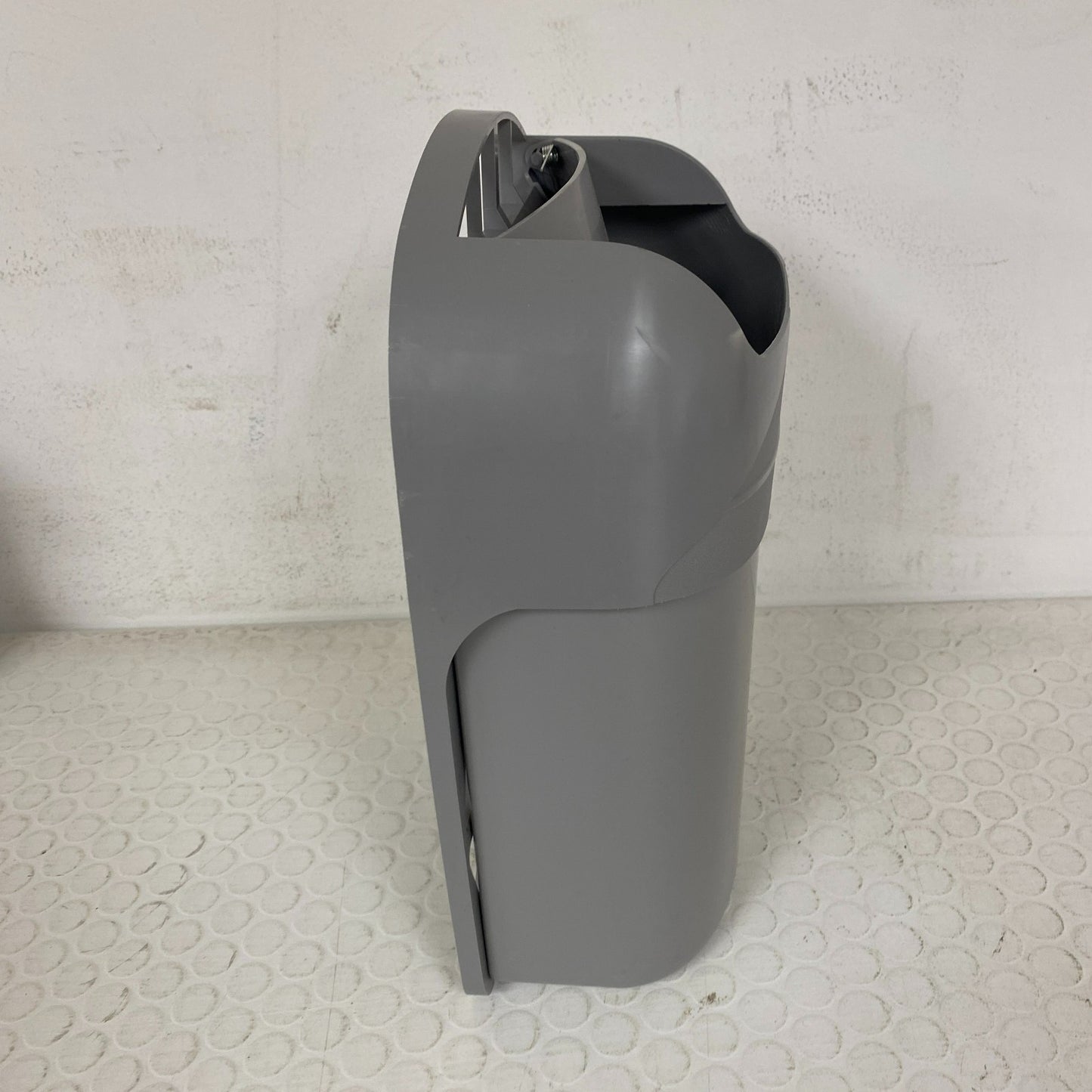 Camco Cabinet Mount Trash Can 5-Quart RV Boat Dorm Space Saver 43962