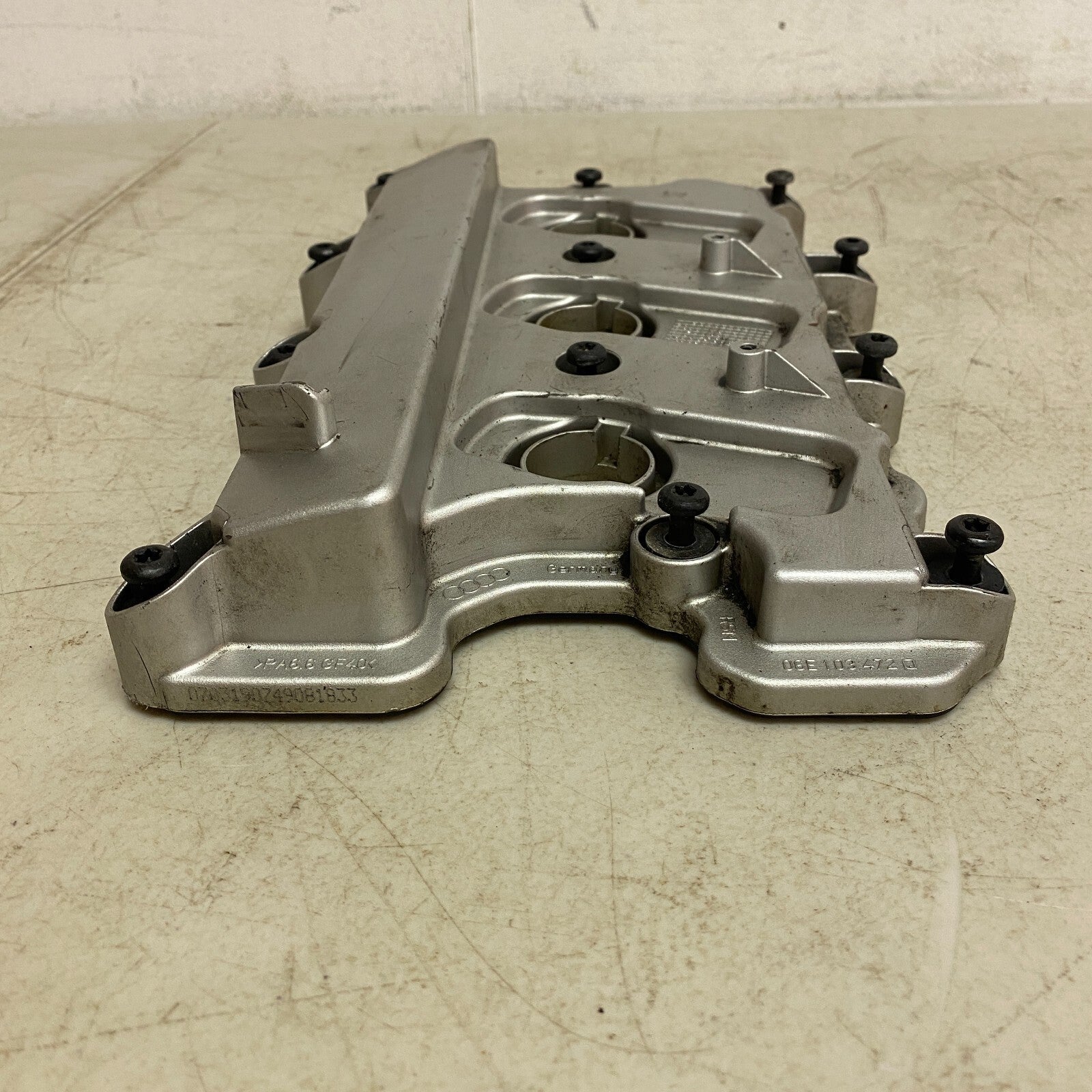 Audi Valve Cover Audi A8 2015-2018 , Used Good