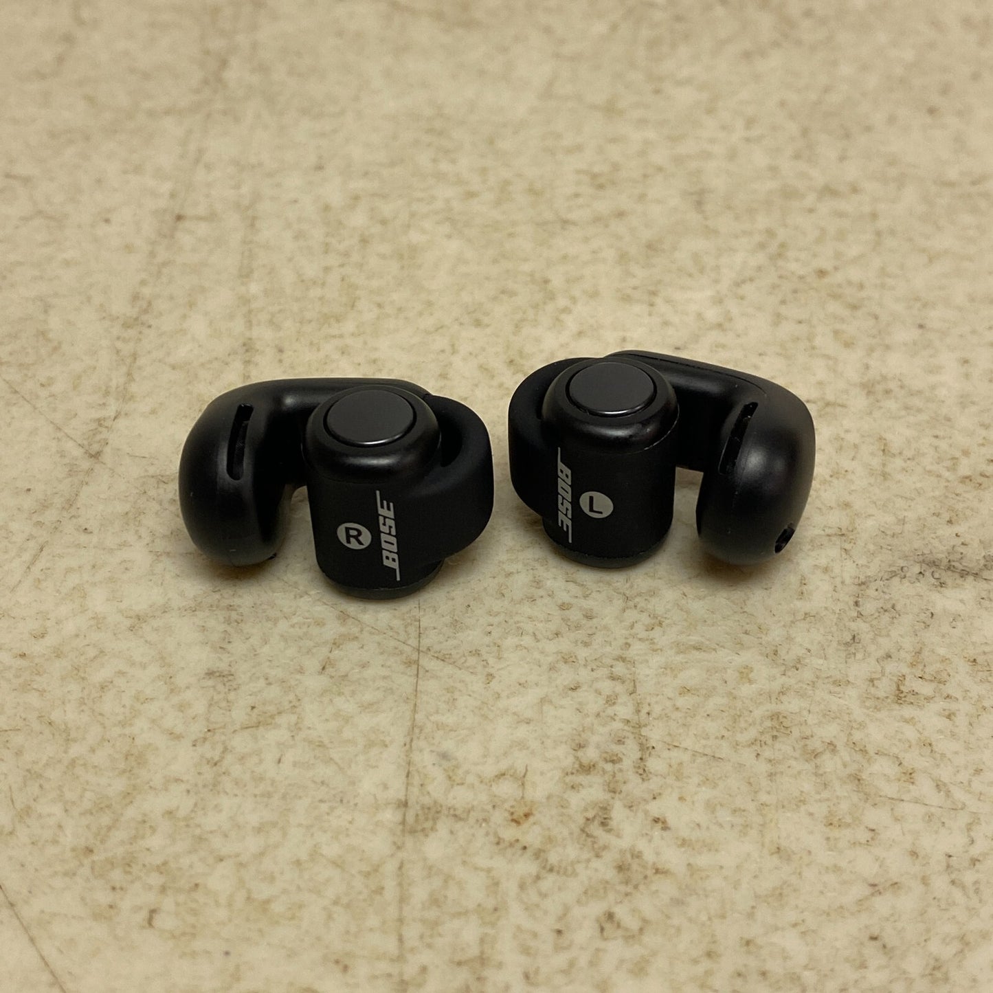Bose Ultra Open Earbuds Black Made for iPhone | iPad ,work with Android New !!