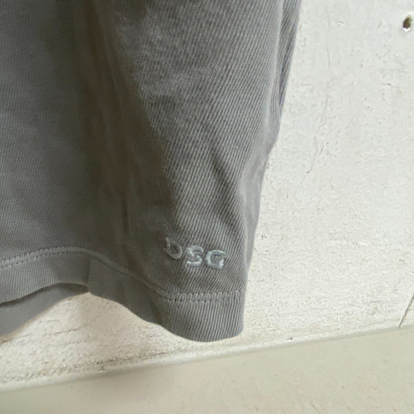DSG Men's Relaxed Fit  Jersey Muscle Tank Light Charcoal BOSSM23106