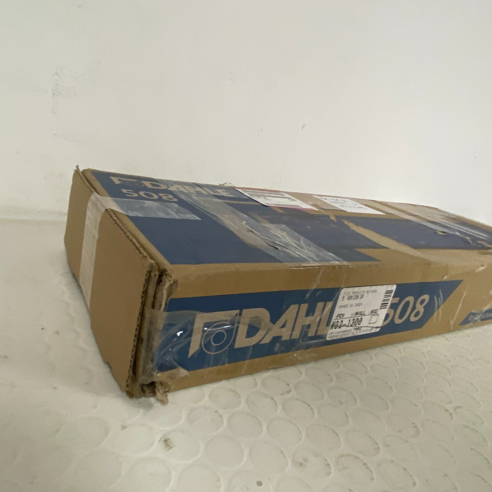 Dahle 508 Personal Rotary Trimmer 18″ Cut Length Self-Sharpening Auto Clamp