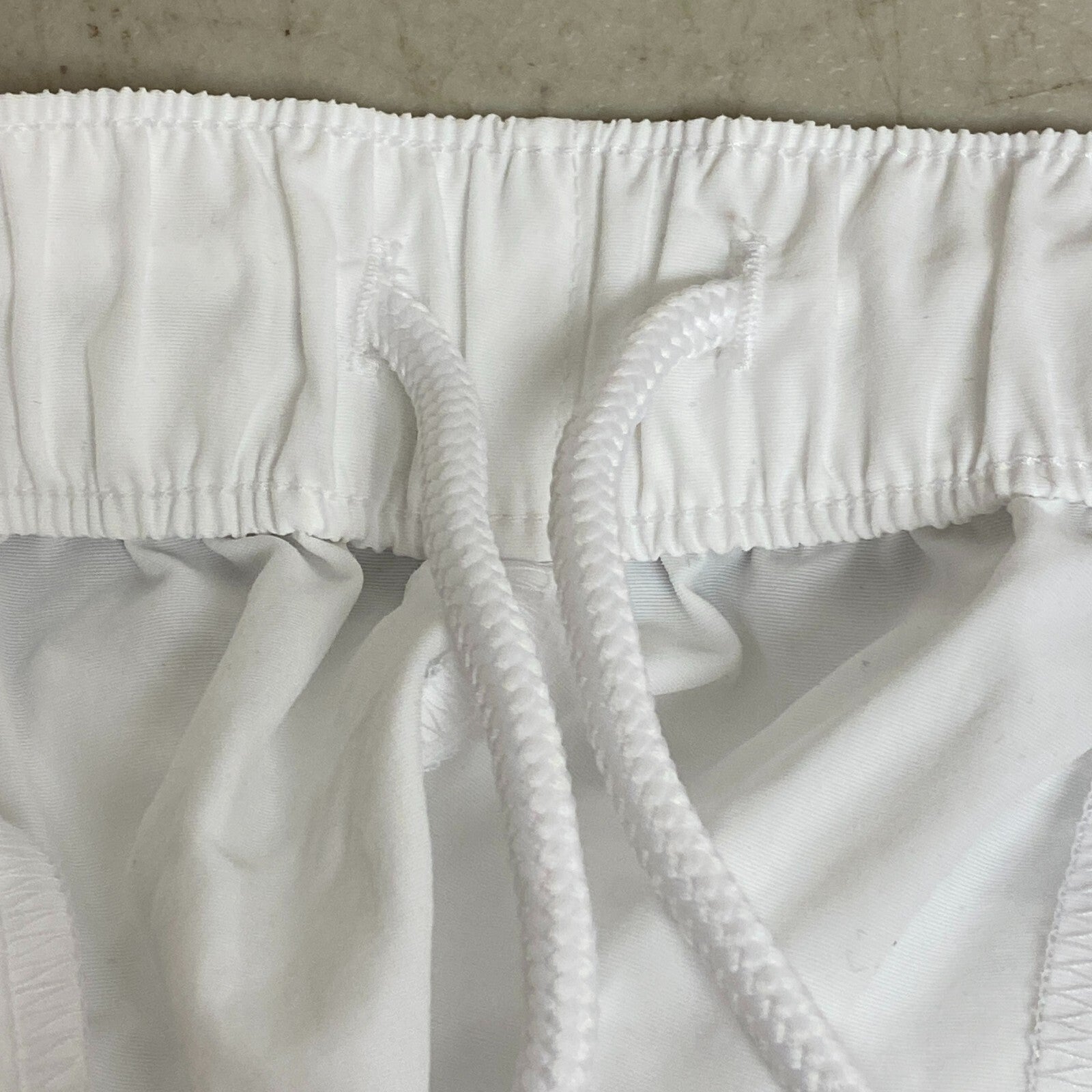 DSG Women's 3 in Notched Woven Shorts Pure White DAW13108 Summer Trendy Stylish