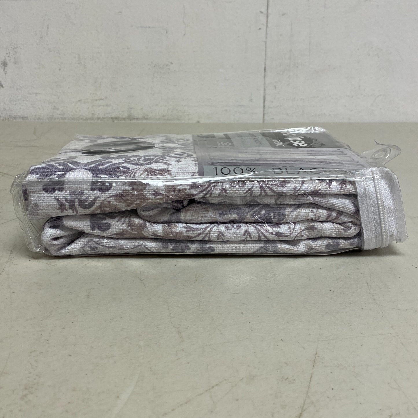 Eclipse Martina Medallion Absolute Zero 100% Blackout Curtain Panel  40 inx84 in