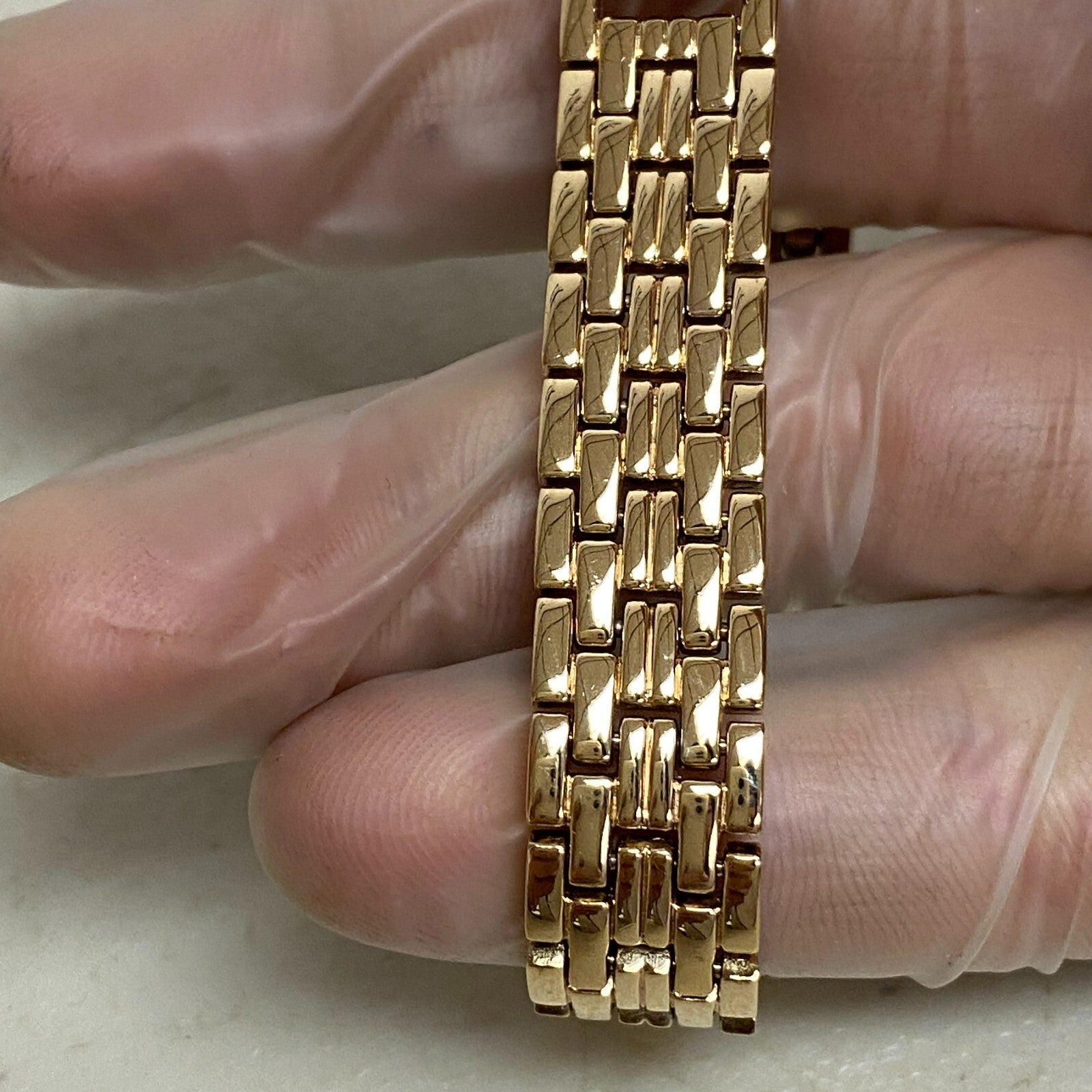 Armitron Women's genuine crystal pearl watch design rose gold plated Watch