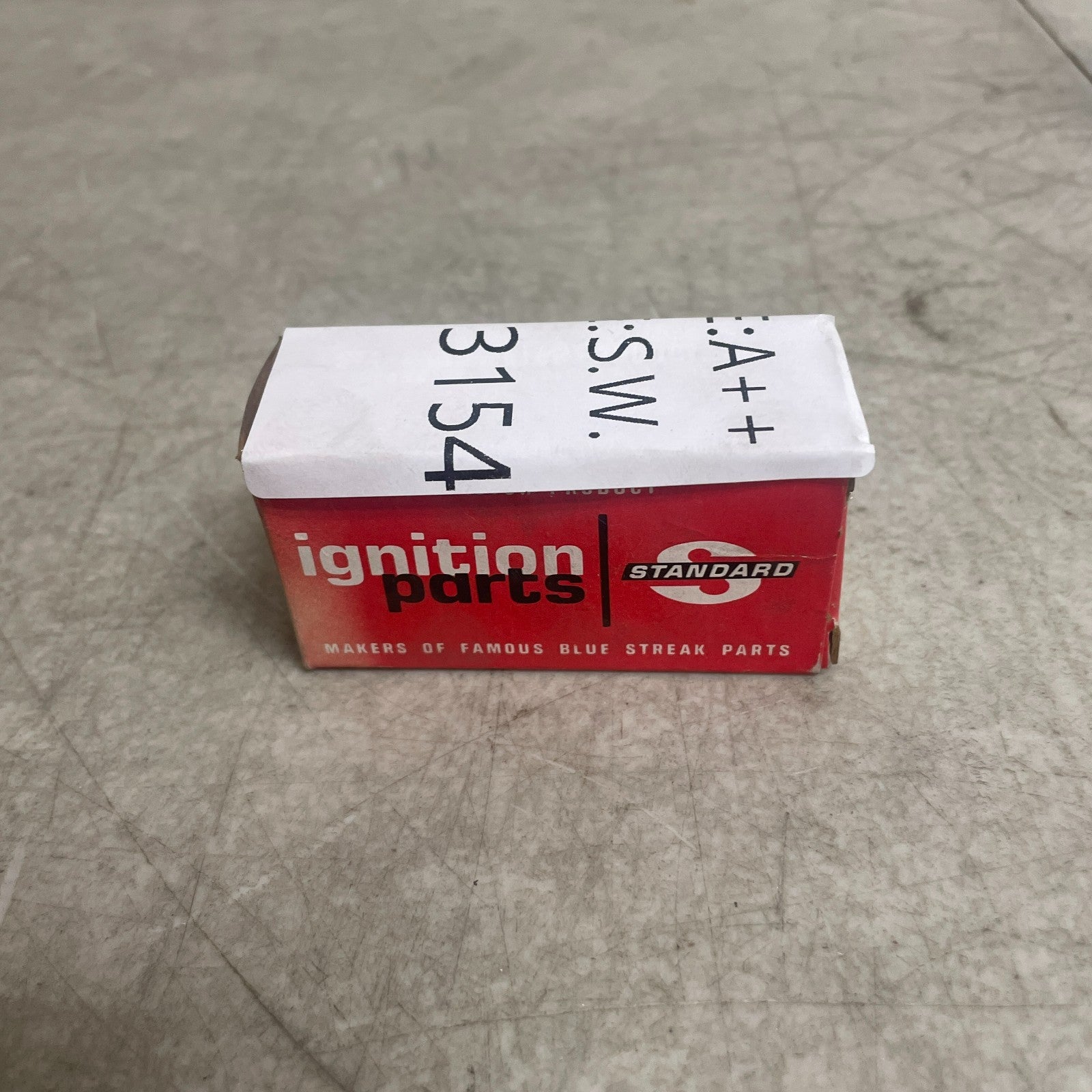 Standard PS-132 Engine Oil Pressure Switch Sender 1990-2002 Lincoln Town Car