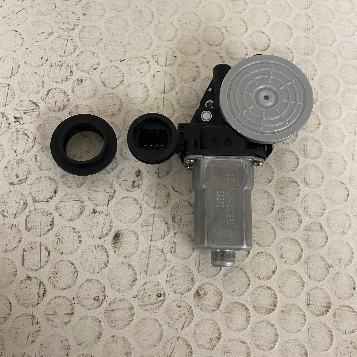 Dorman 742‑623 Power Window Motor Front Left for Lexus Toyota