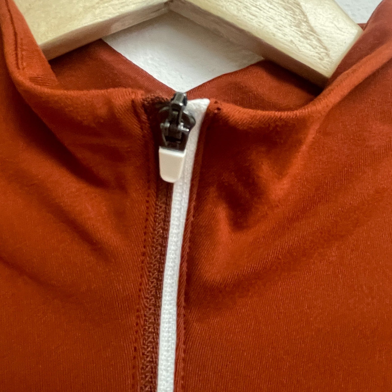 Calia Womenâs Smoldering Clay Lightweight Athletic Top Yoga Gym WCG31006