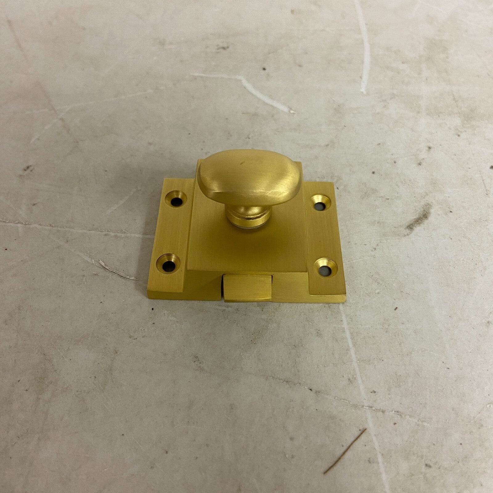 SIGNATURE HARDWARE PITKIN BRASS CABINET LATCHES WITH OVAL KNOB- SATIN BRASS