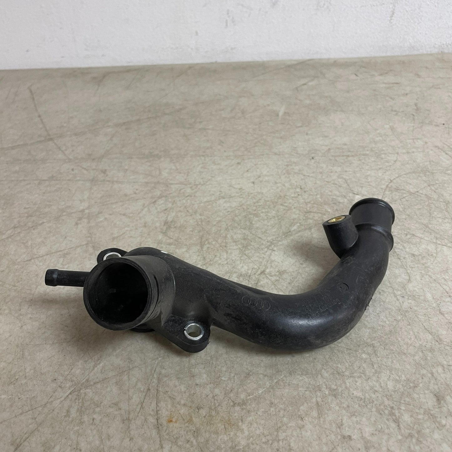 Carquest CH5191 Engine Coolant Outlet Flange w/ Seal for VW CC/A3/Passat 2.0 TFS