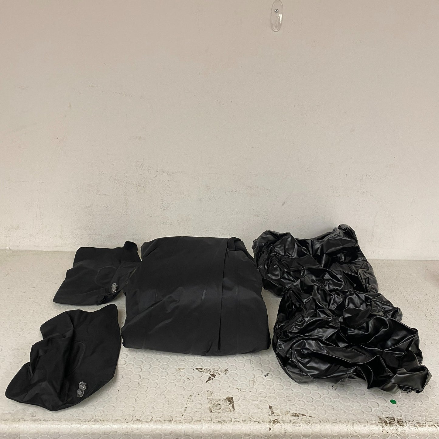 DikaSun Car Air Mattress Inflatable SUV Truck Camping Bed Pump Pillows