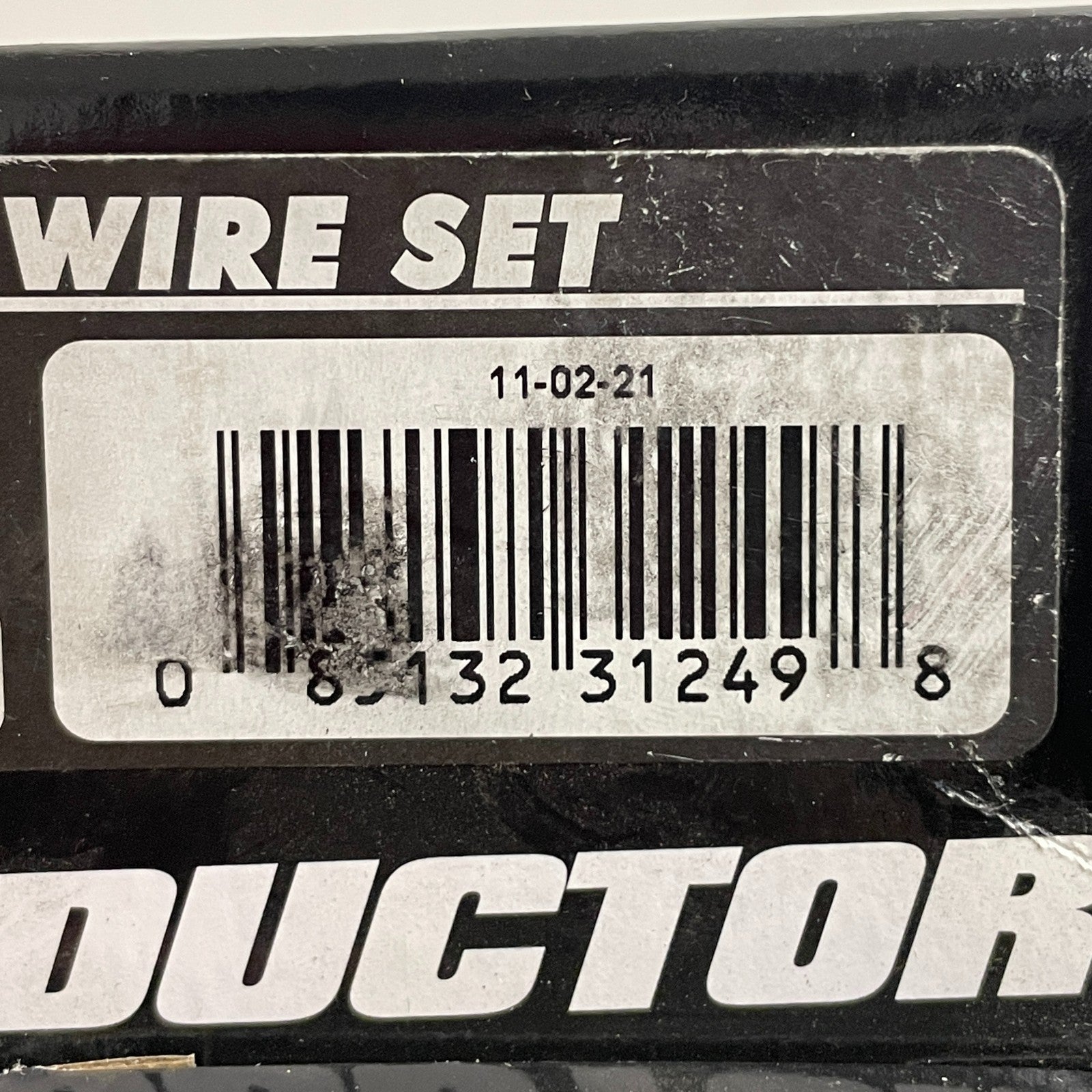 MSD Race-Tailored 8.5 mm Super Conductor Spark Plug Wire Set SBC 31249