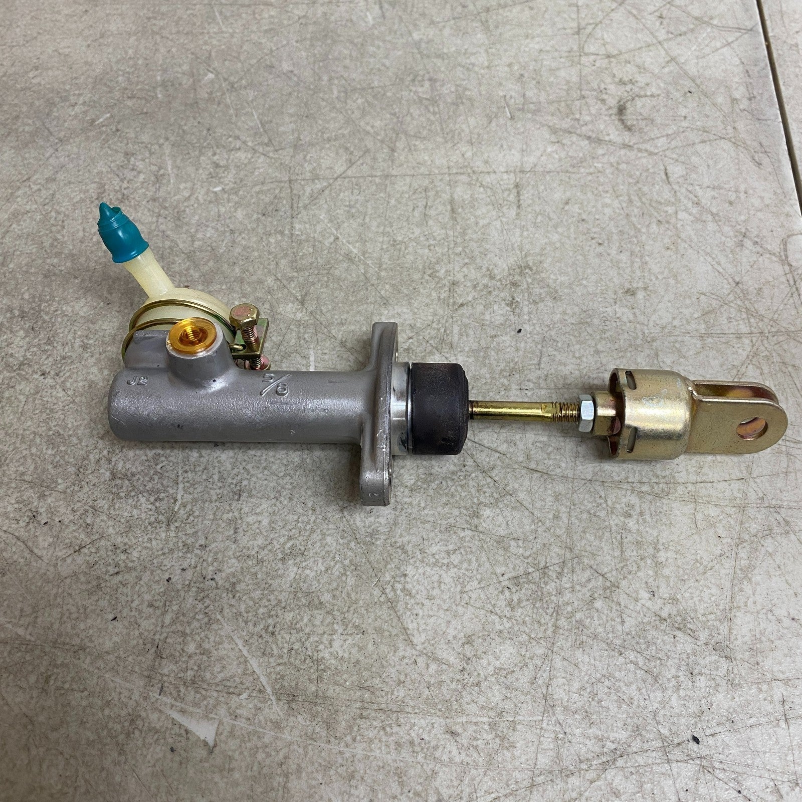 BECK ARNLEY 072-8463 Clutch Slave Cylinder 1995-1998 Hyundai Sonata Manual