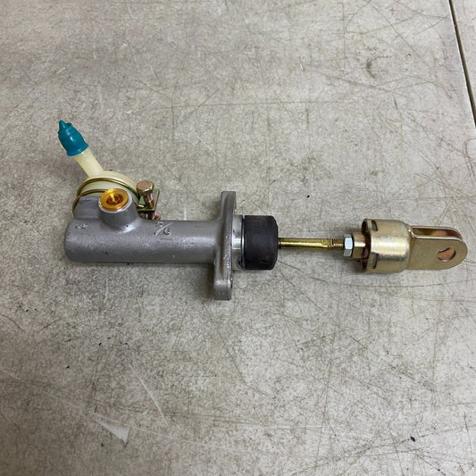 BECK ARNLEY 072-8463 Clutch Slave Cylinder 1995-1998 Hyundai Sonata Manual