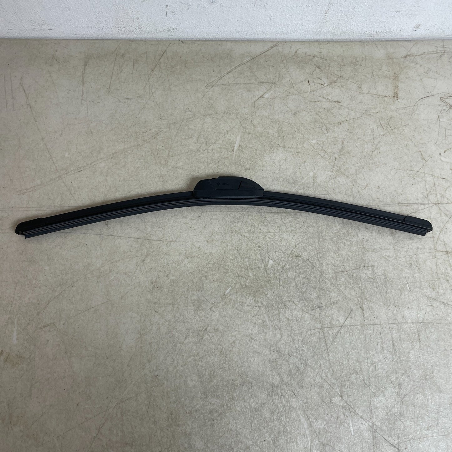 Bosch ICON 19A Premium Beam Wiper Blade 19″ All Season Black