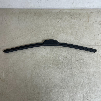 Bosch ICON 19A Premium Beam Wiper Blade 19″ All Season Black