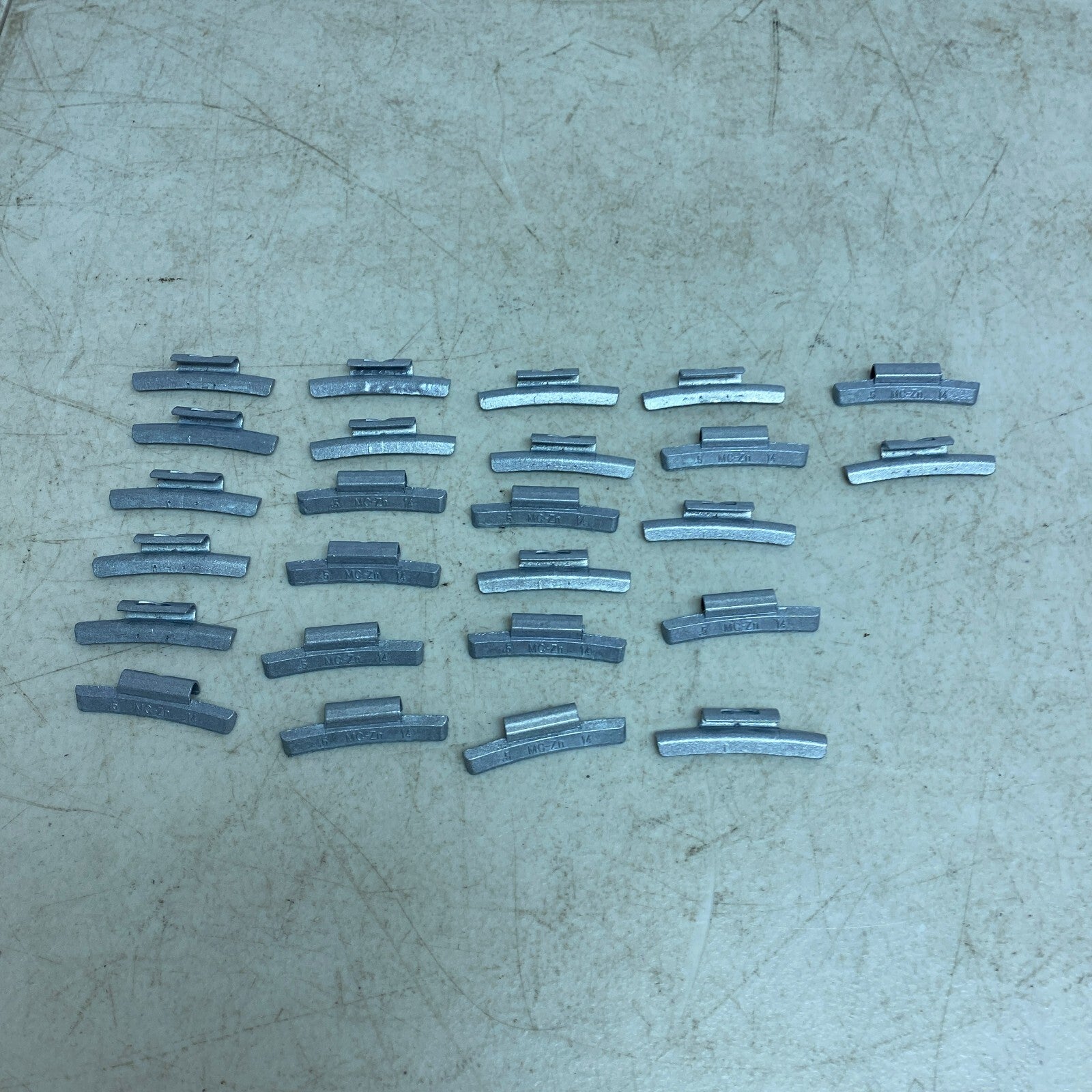 Hofmann Perfect Equipment Coated Zinc Wheel Weight 0.50 oz - Box of 25 MC050Z