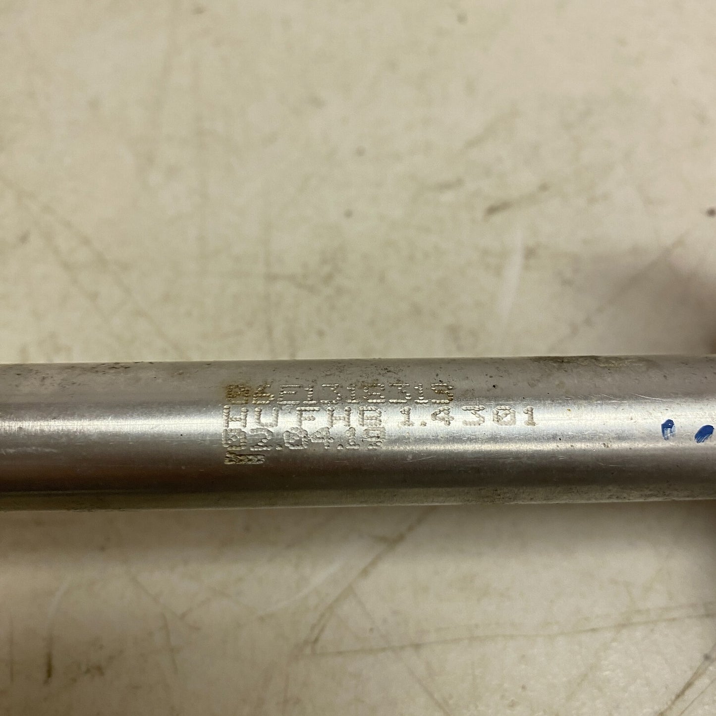 Audi Pipe 06E1318315