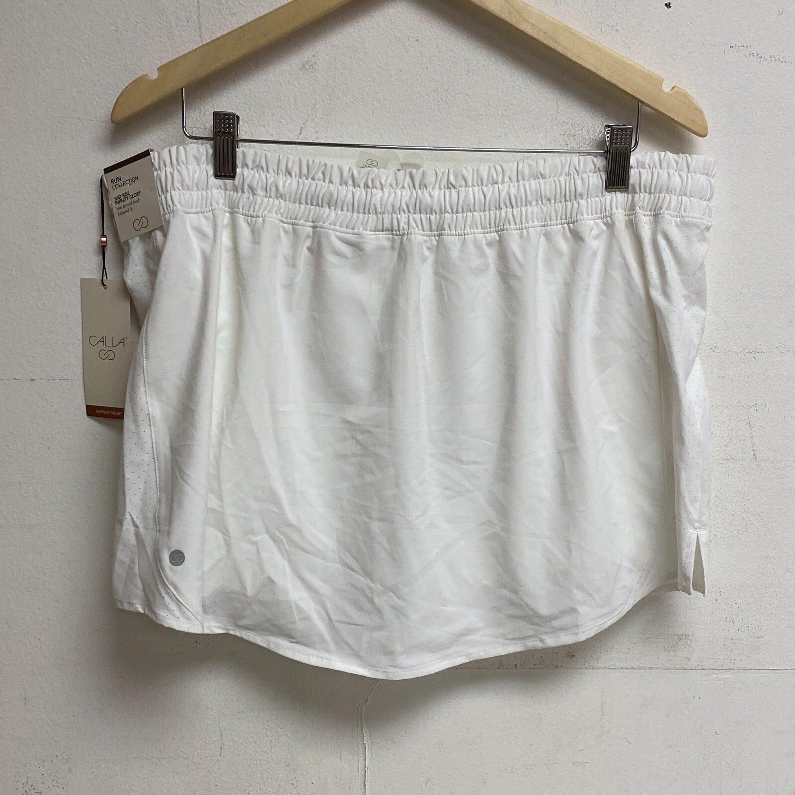 Calia Women Infinity Run Mid Rise Skort Relaxed Fit Pure White WAX12360W