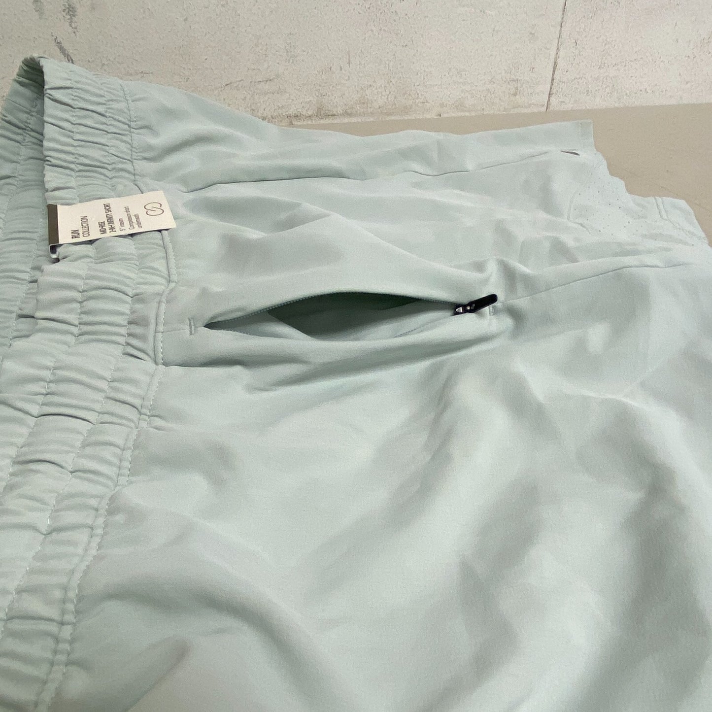 Calia Womens Mid Rise 2 in 1 Key Item Short Calming Green WAX12377  BRAND NEW