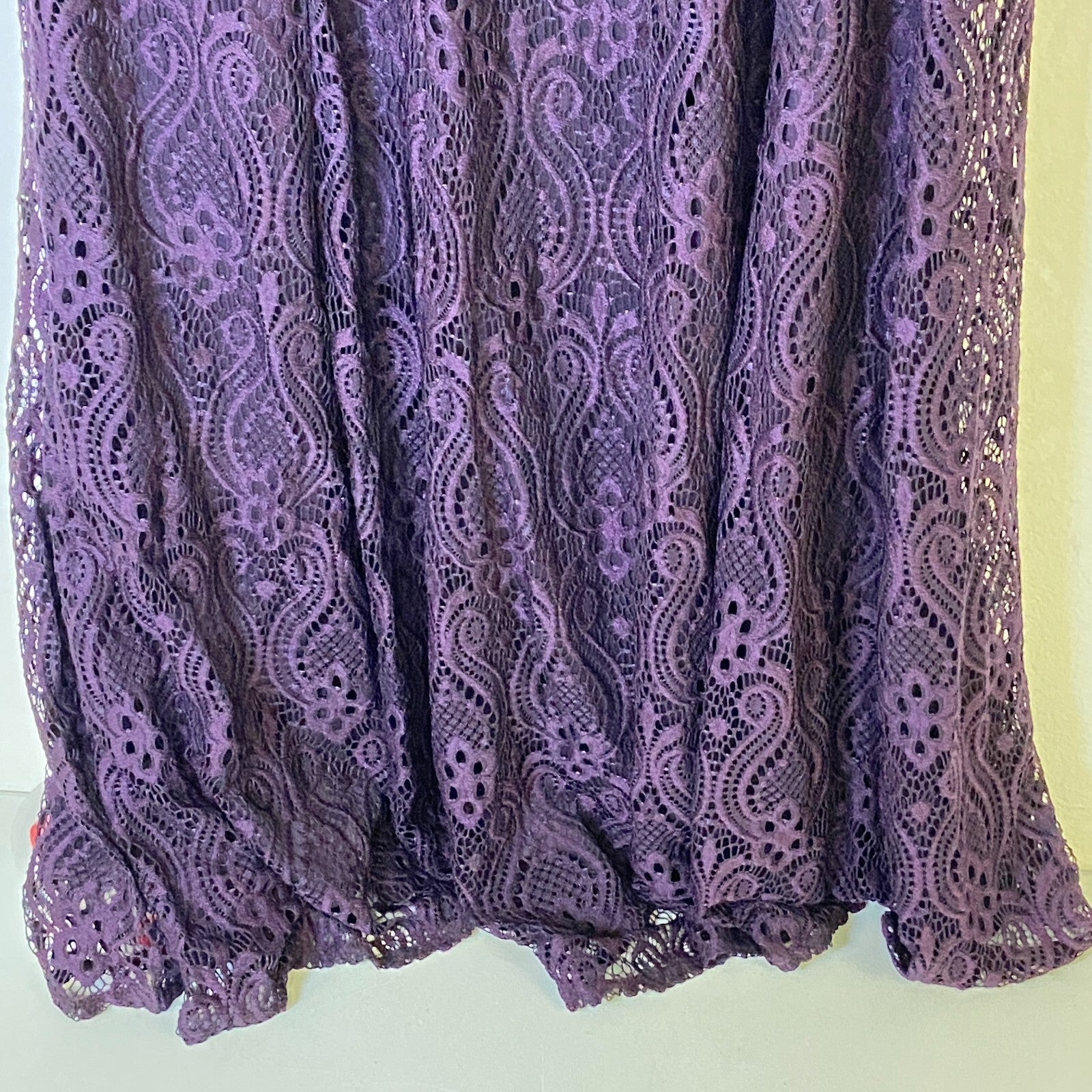 Danny &Nicole Short Sleeve Lay Over See Through Fit Dress Size 6 Women's color