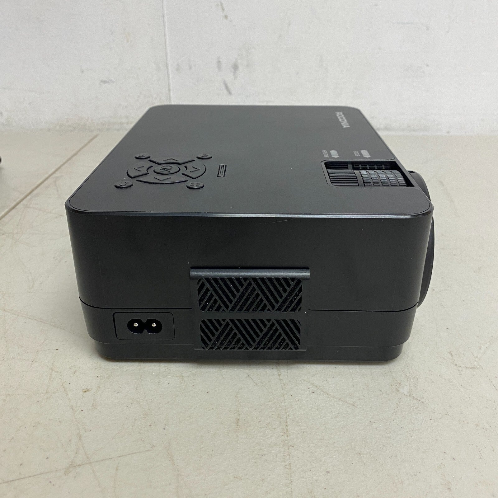 Roconia 150" Class FHD (1080p) LED Projector Movie Video Home Theater w/ Screen"