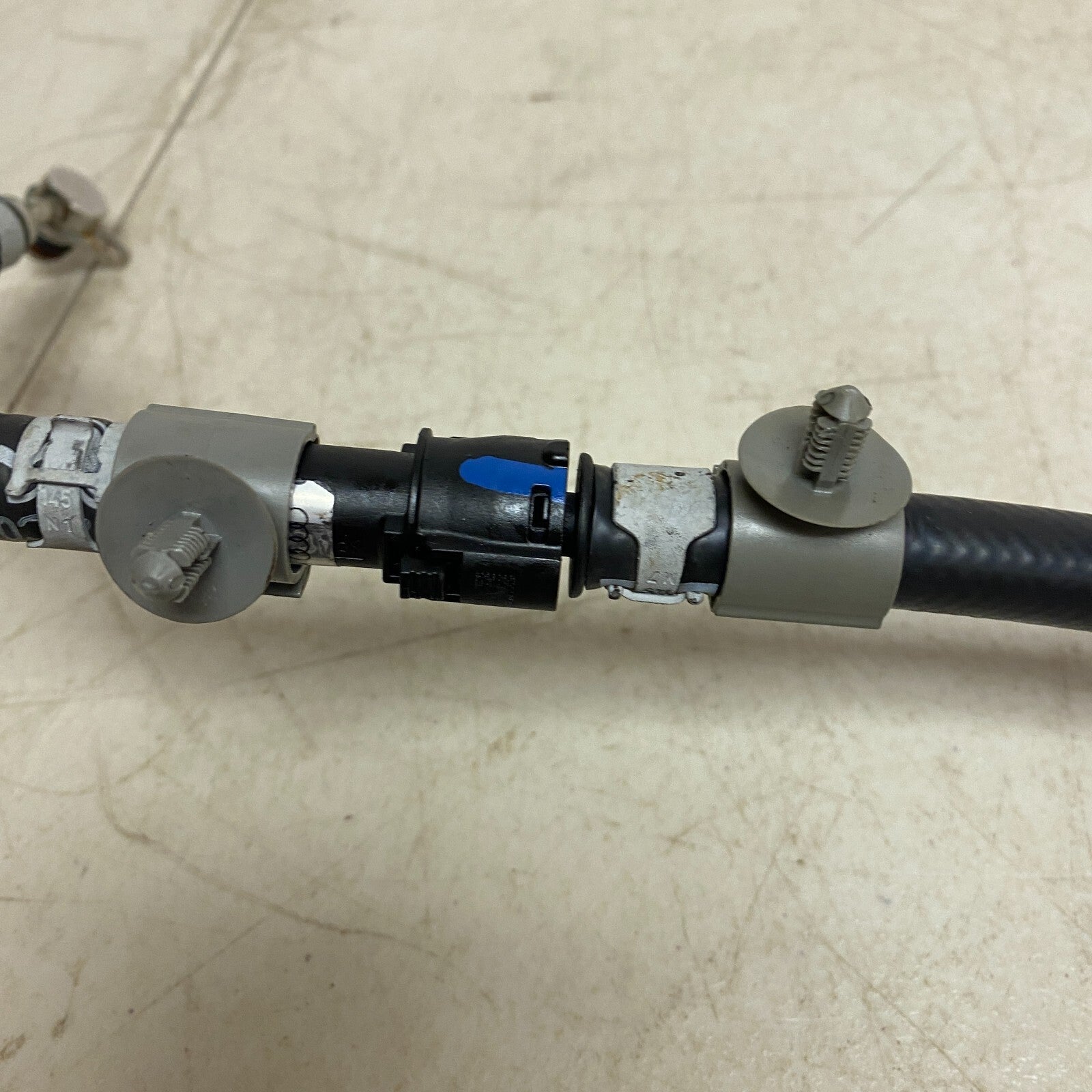 AUDI A4 B8 Fuel Hose 06E127513AD OEM