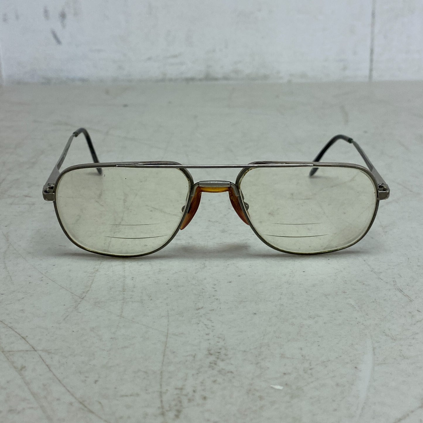 Bellamy Eyeglasses Frame Flex pads Frame Italy 145, USED - GOOD