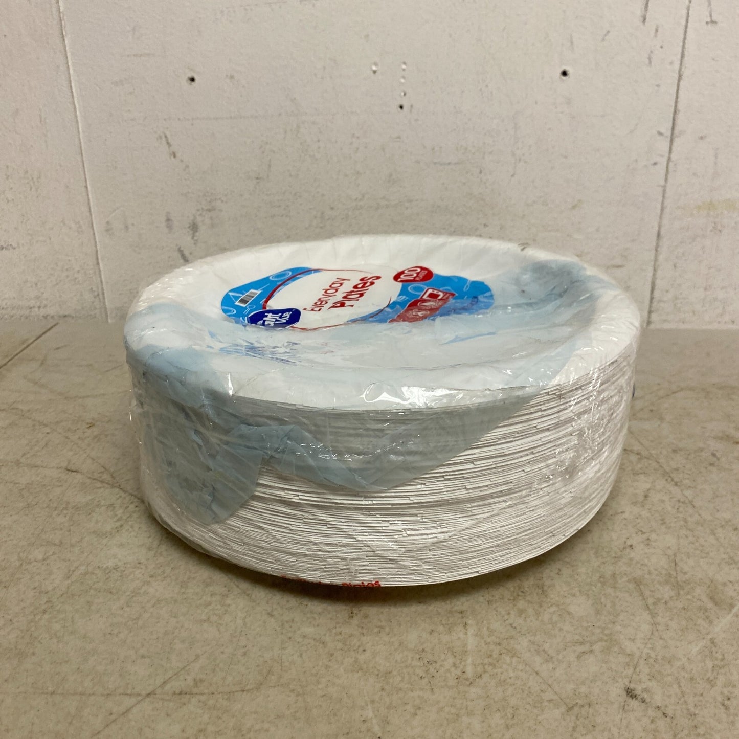 Great Value Plain White Everyday Plates 100 count Brand New!