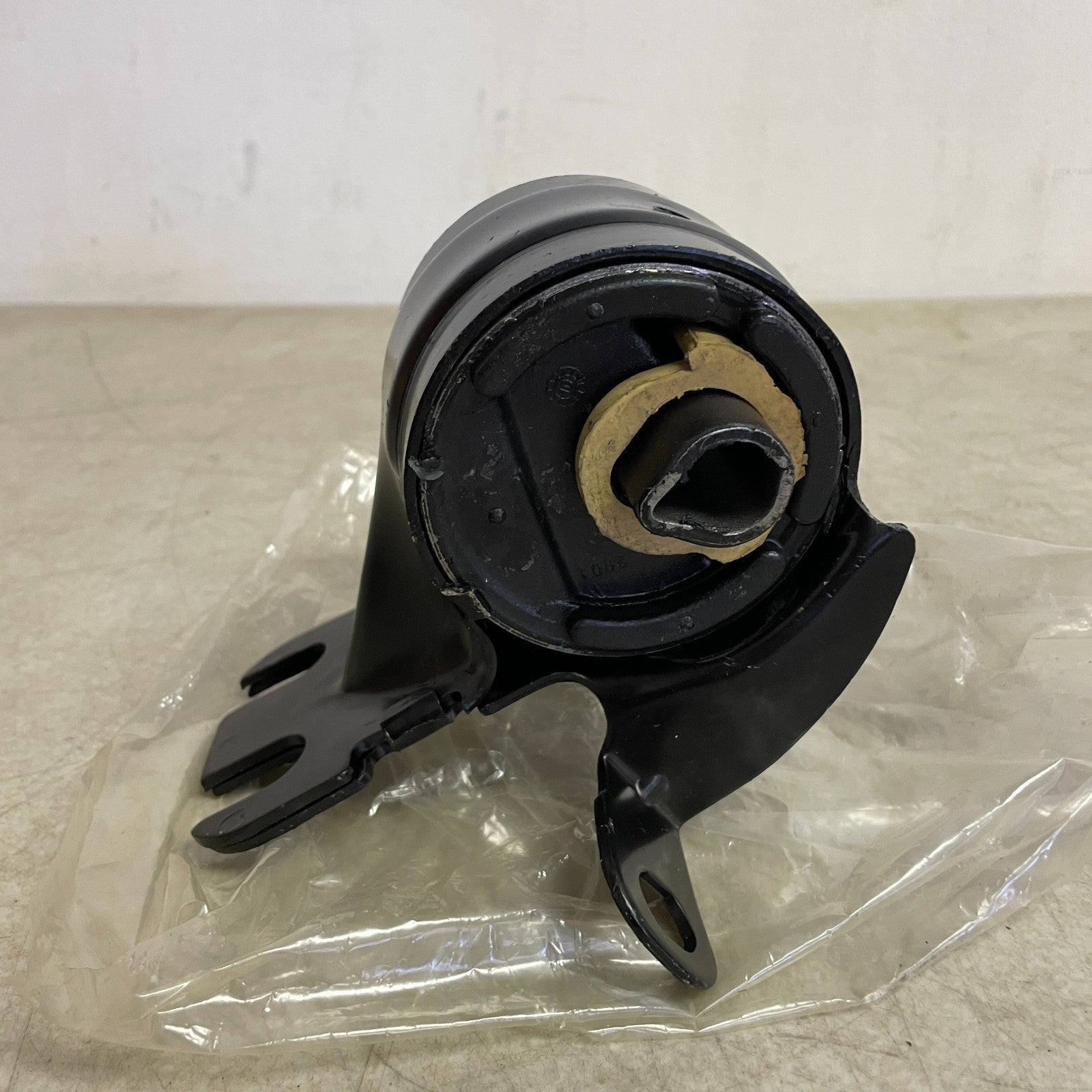 Carquest 31-3654 Front Right Engine Mount Buick Oldsmobile Pontiac 1991–1999