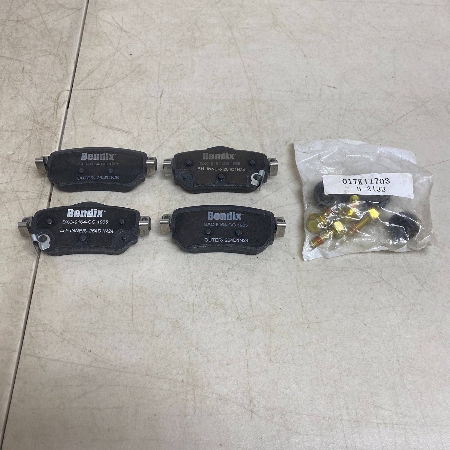 Bendix CFC1965 Priority1 Ceramic Rear Brake Pads for Nissan Rogue LEAF