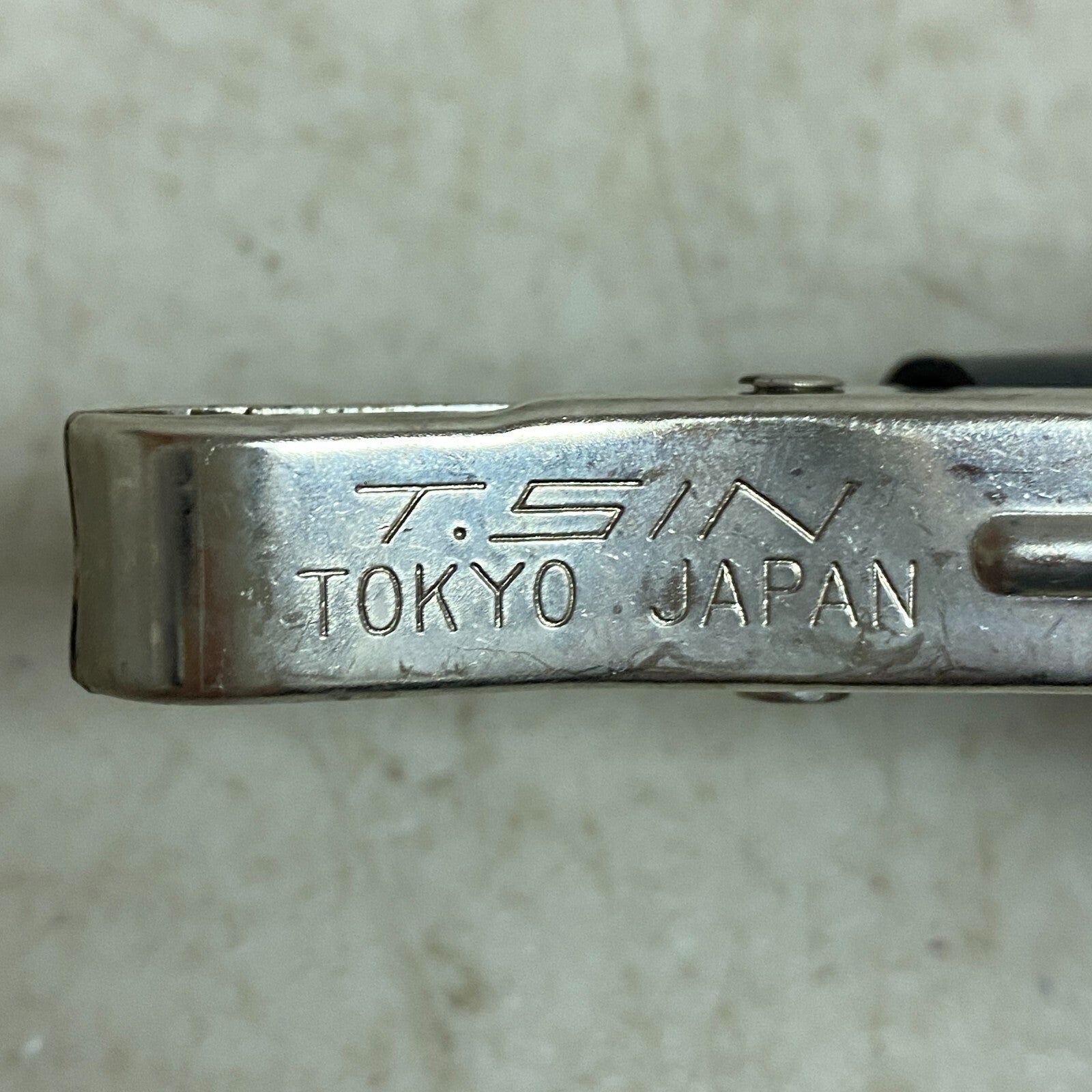 T.SIN  Black/Red Pos/Neg Charger Cable , Used Very Good