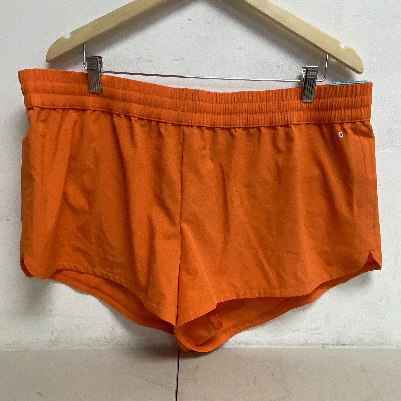 DSG Womens Stride Short Fresh Tangerine DAW39320AZ BRAND NEW
