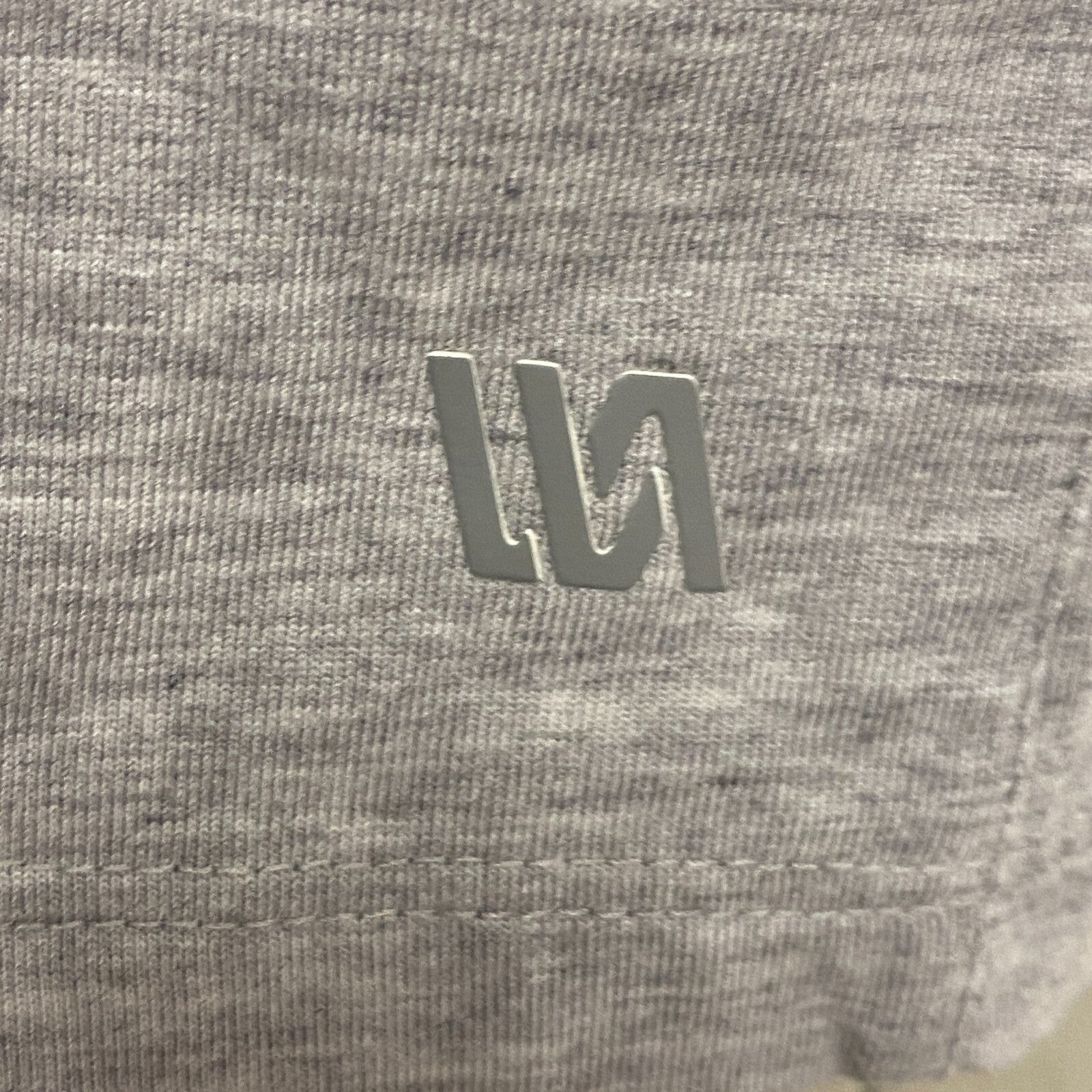 VRST Mens Washed Tee HTR Light Heather Grey MAX100354H BRAND NEW