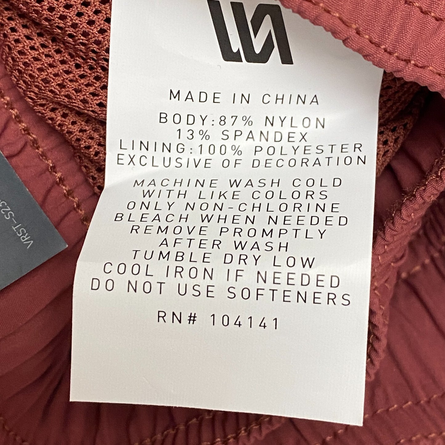 VRST Men's 5'' Everyday Relaxed Fit Short For Extra Comfort Brick Rust MAX100415