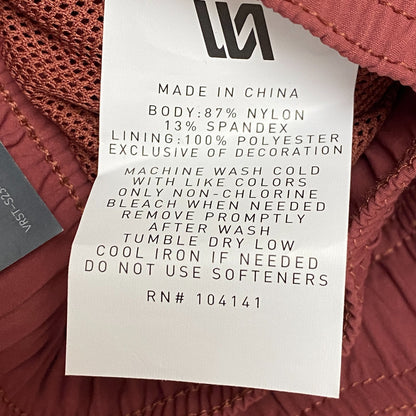 VRST Men's 5'' Everyday Relaxed Fit Short For Extra Comfort Brick Rust MAX100415