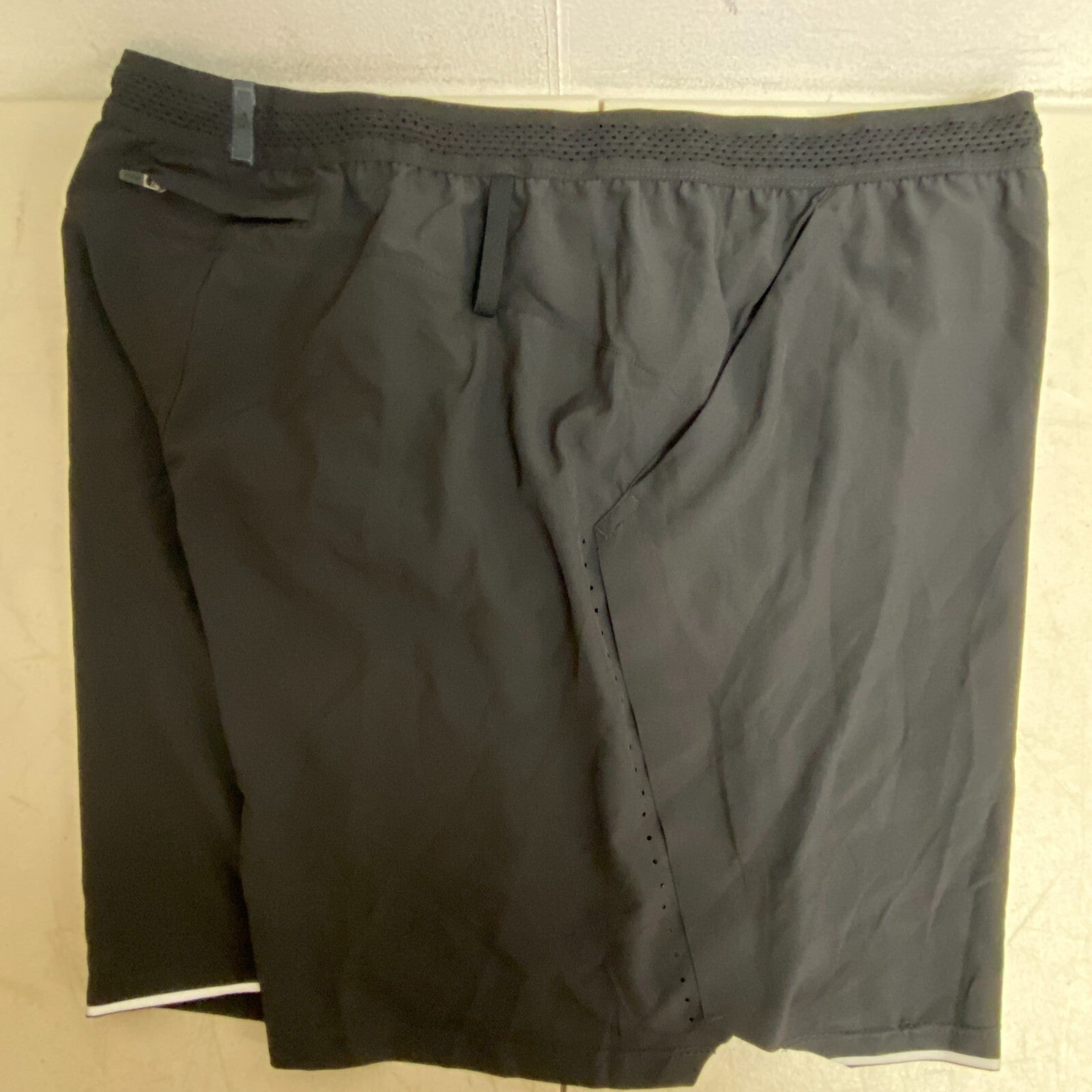 VRST Men's 7"Inesam Velocity Relaxed Fit Short Brief Liner Pure Black New!