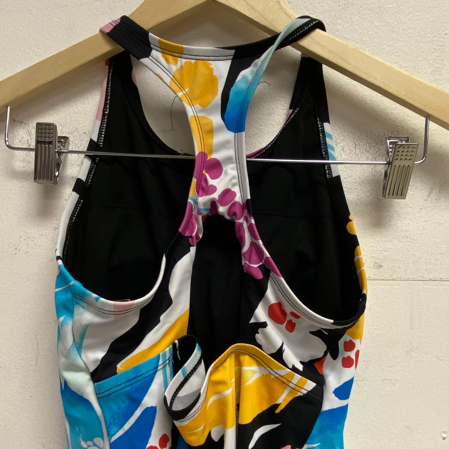 DSG Women's Swim Skylar Printed Floral Top Trop Halter Straps Black 2757PRT