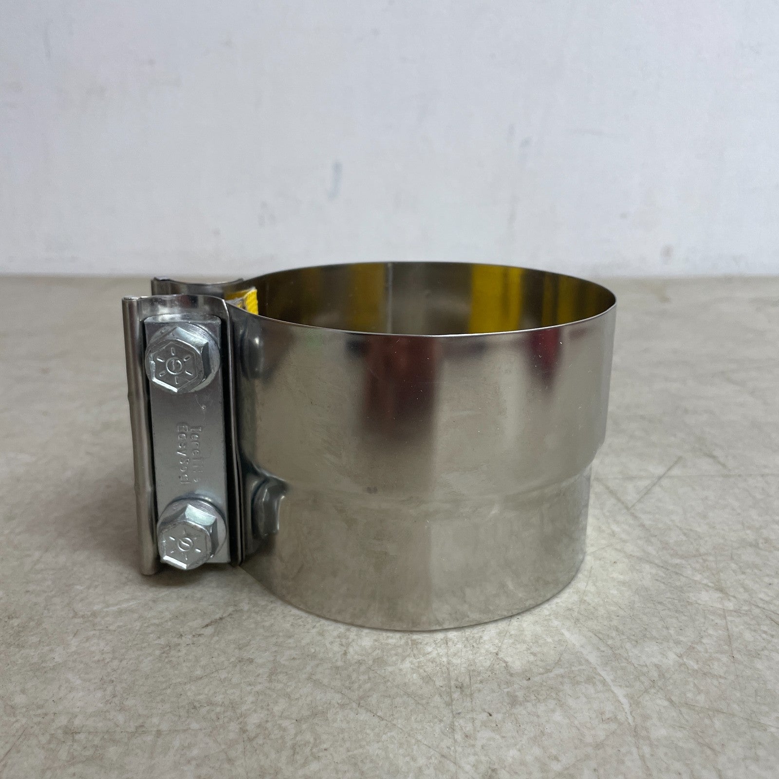 Alliance ABP N35 40PLSG 4″ Pre-Formed Stainless Steel Exhaust Clamp