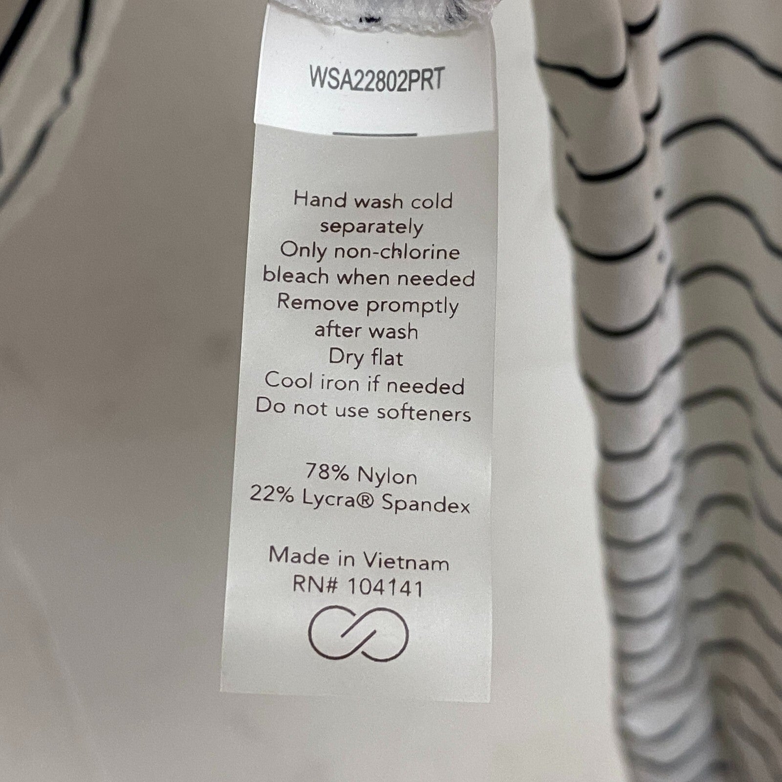 CALIA Womens Keyhole Crop Rashguard Stripe White Long Sleeve WSA22802PRT