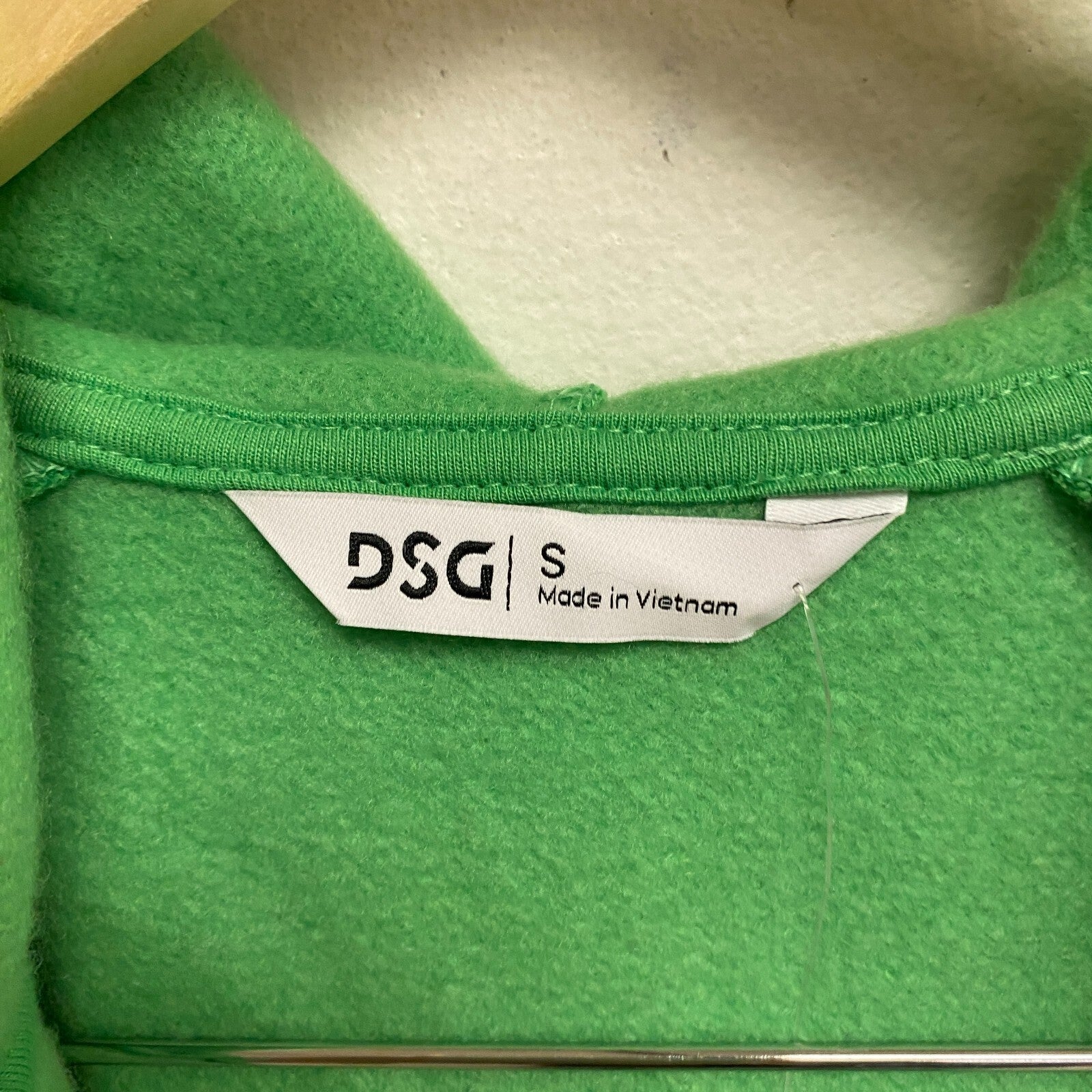 DSG WOMENS FAVORITE FLEECE SS ZIP SLIME GREEN Solid  DAM13410