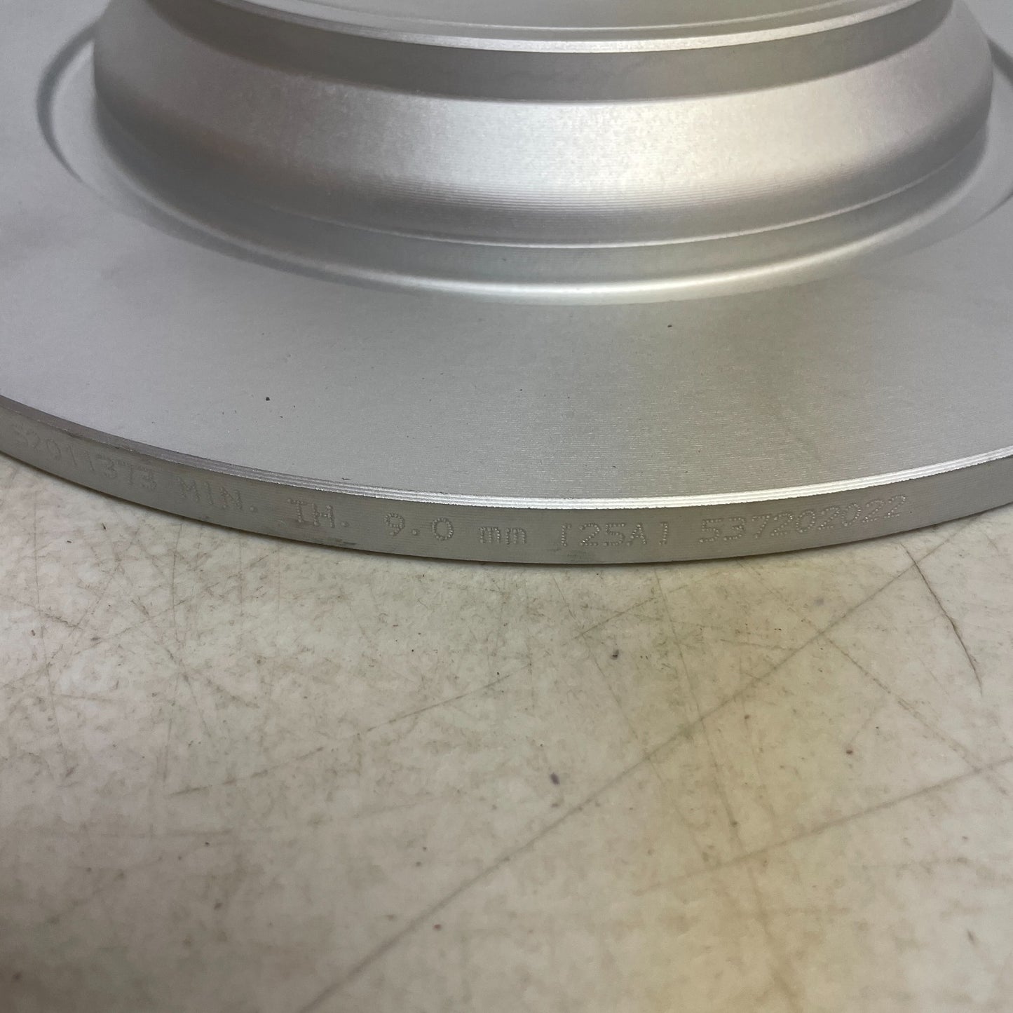 BOSCH QuietCast 52011373 Rear Brake Rotor for Volvo S60 S80 V70 XC70