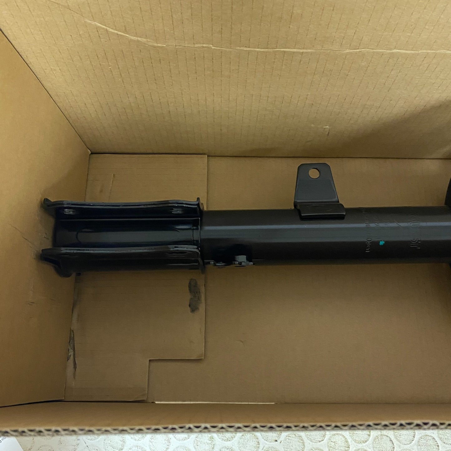 CARQUEST Premium Complete Strut Assembly Coil Spring Mount 18-816379