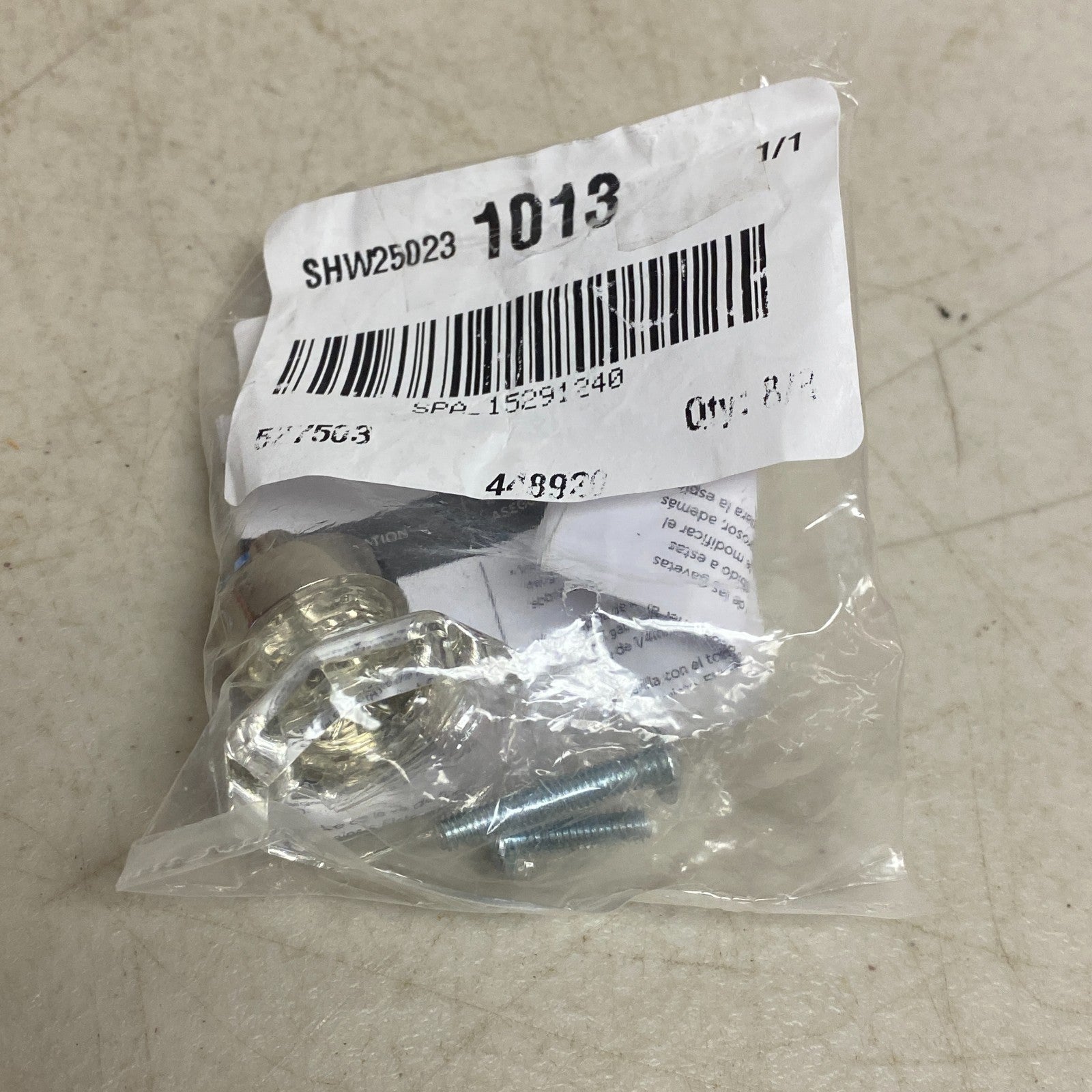 Amerock 1-1/4 in Cabinet knob Crystal/Polished Nickel BP55268CPN