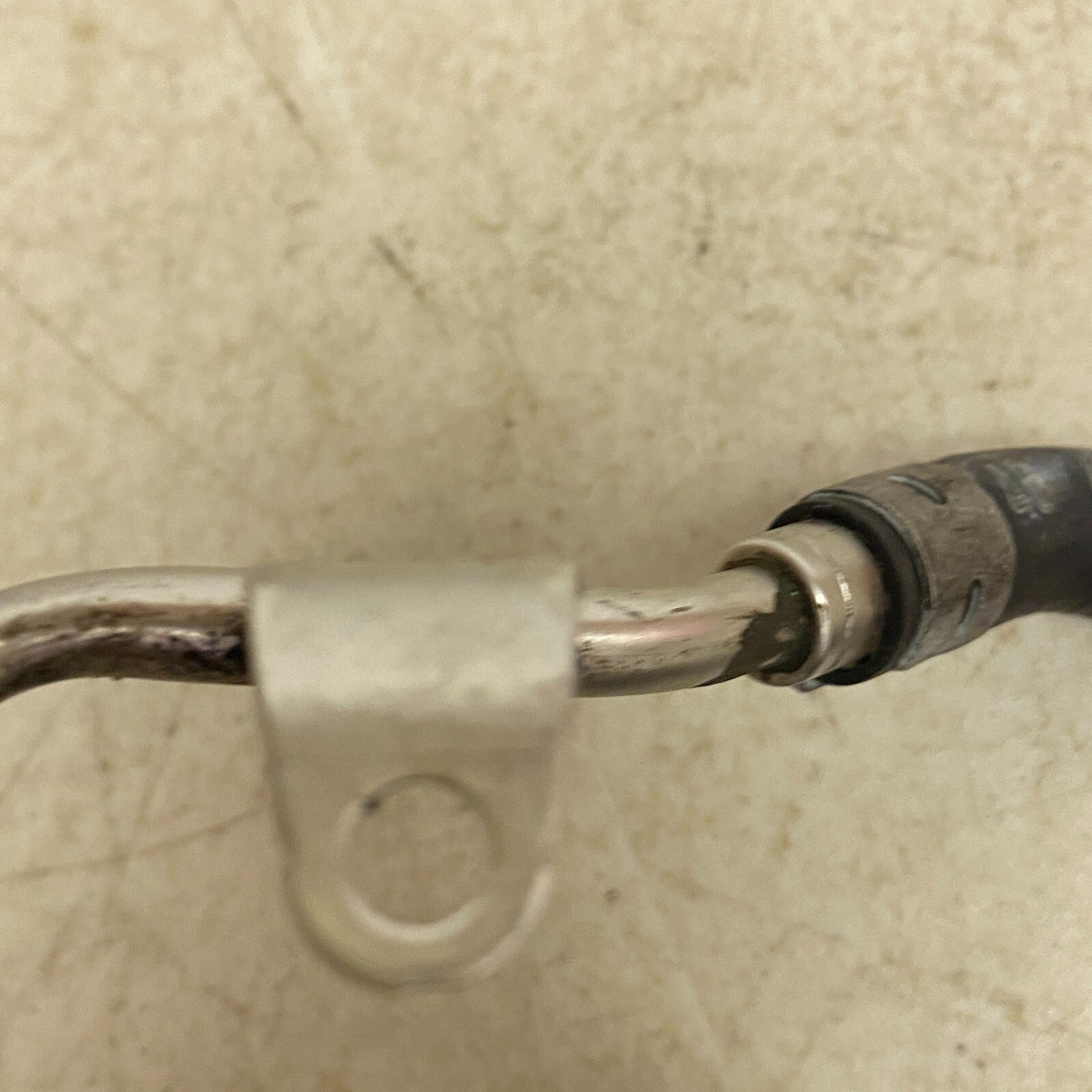 Audi Fuel Supply Distribution Distributor Pipe Line Tube Assem 06E127509AE