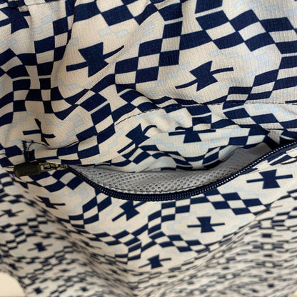 Alpine Design Menâs Active 5â Pull On Short White / Geo Print ADM13801P