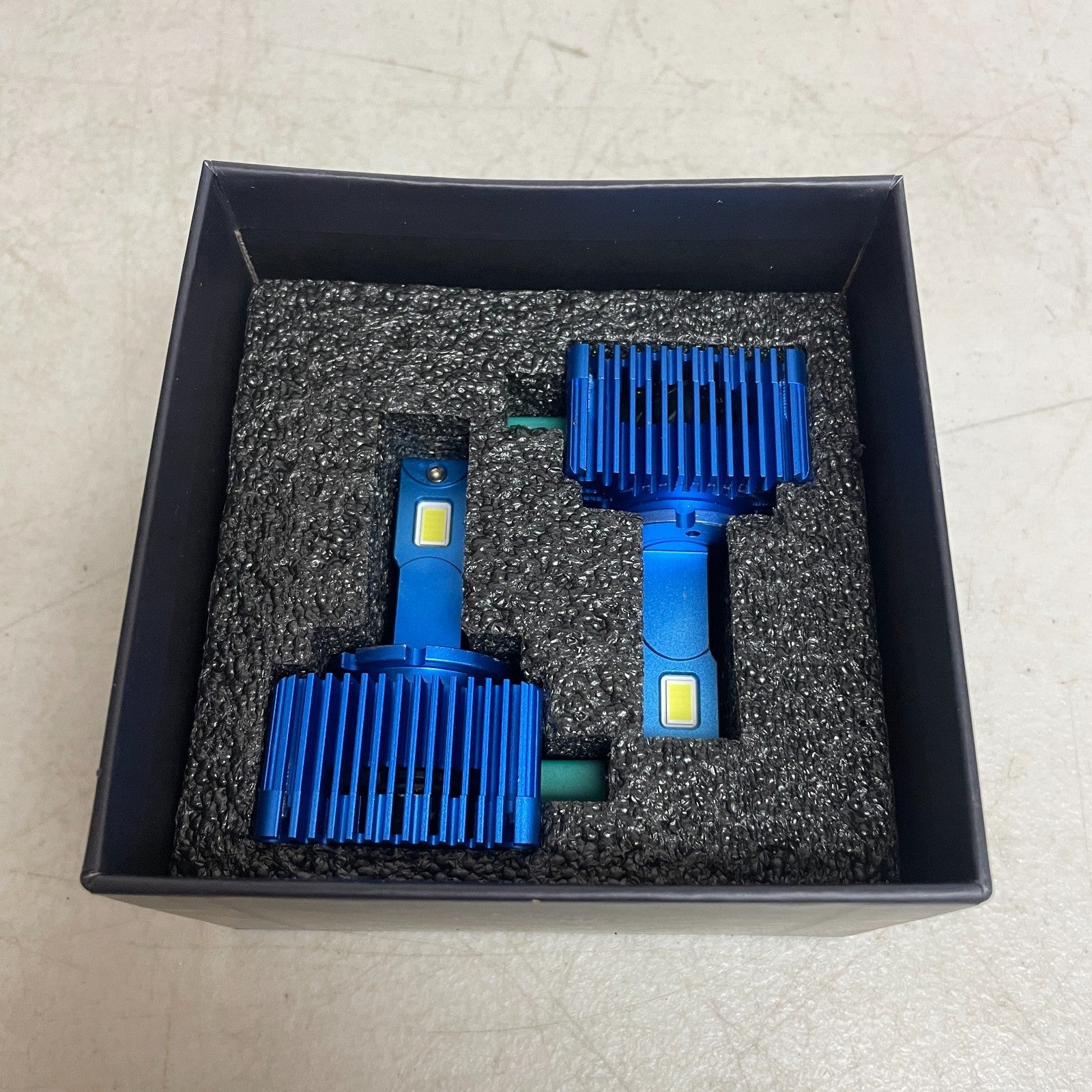 Marsauto D3S D3R HID Bulbs 6000K 35W 350% Brightness Xenon 2 Pack